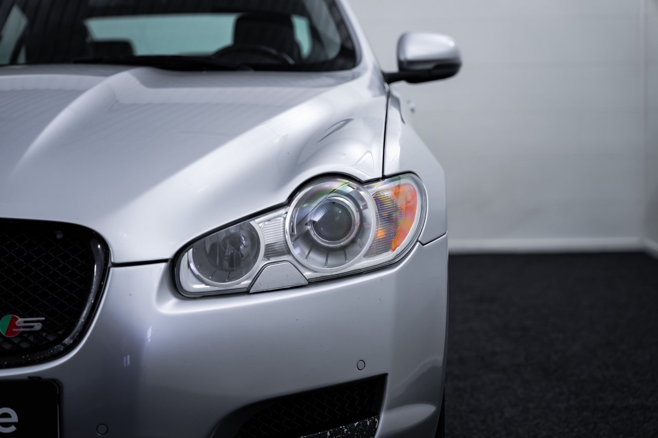 Jaguar XF 3.0 V6 275 hk 2011, bild 4/10