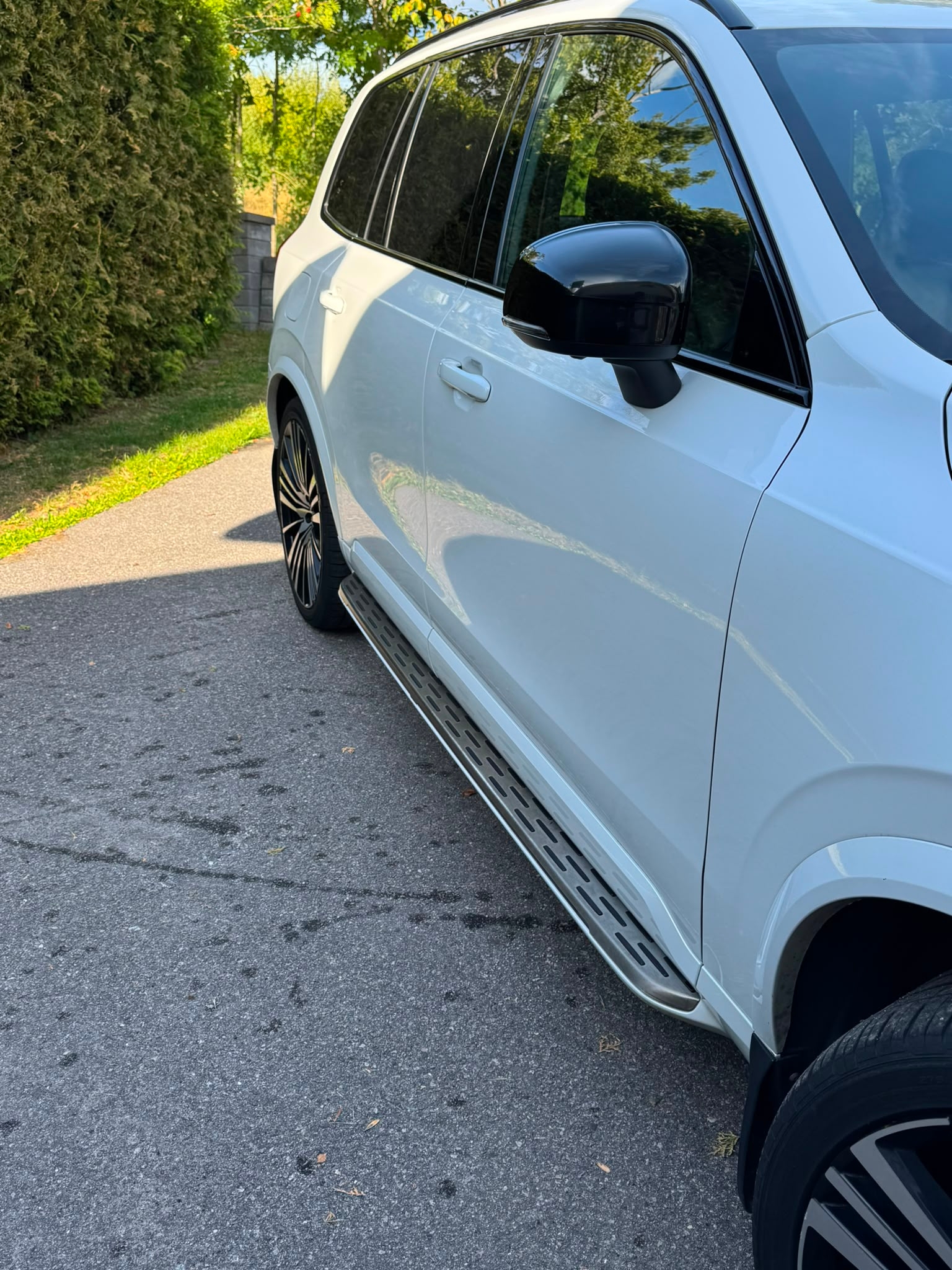 Volvo XC90 T8 AWD R-Design 7-sits 2020, bild 2/10