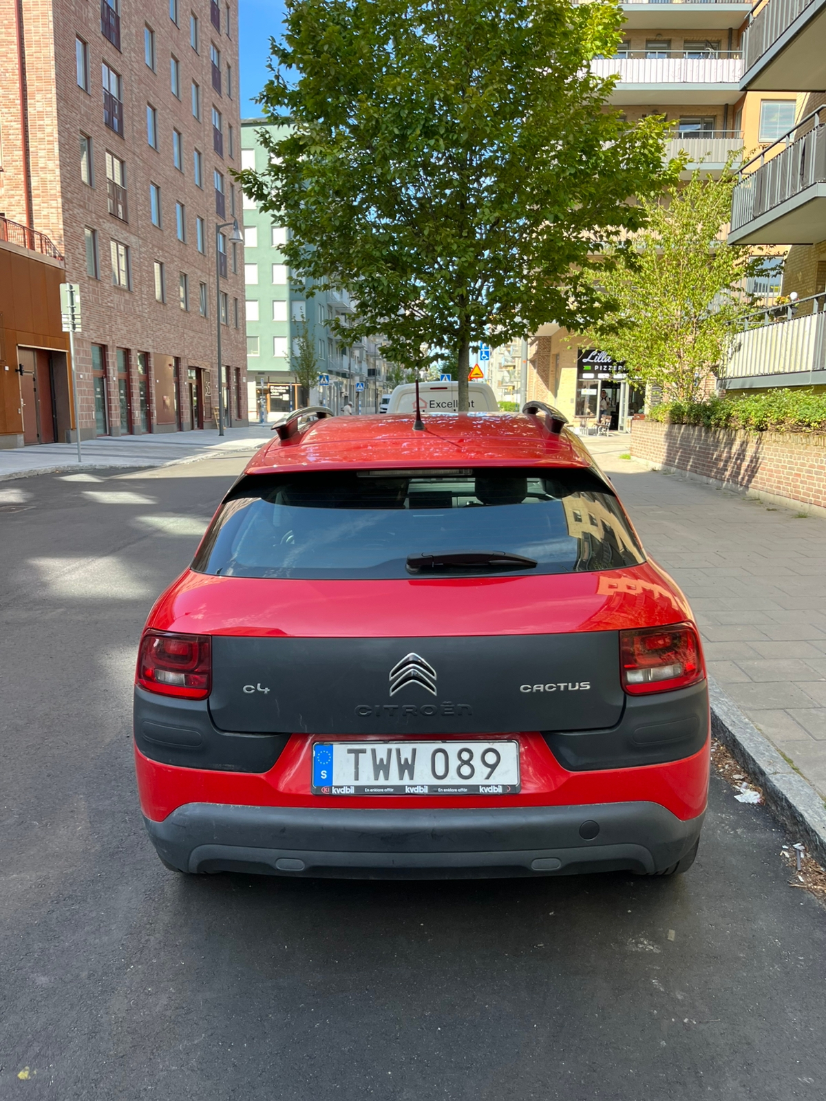 Citroen C4 Cactus 1.2 PureTech Manuell 2014, bild 2/9