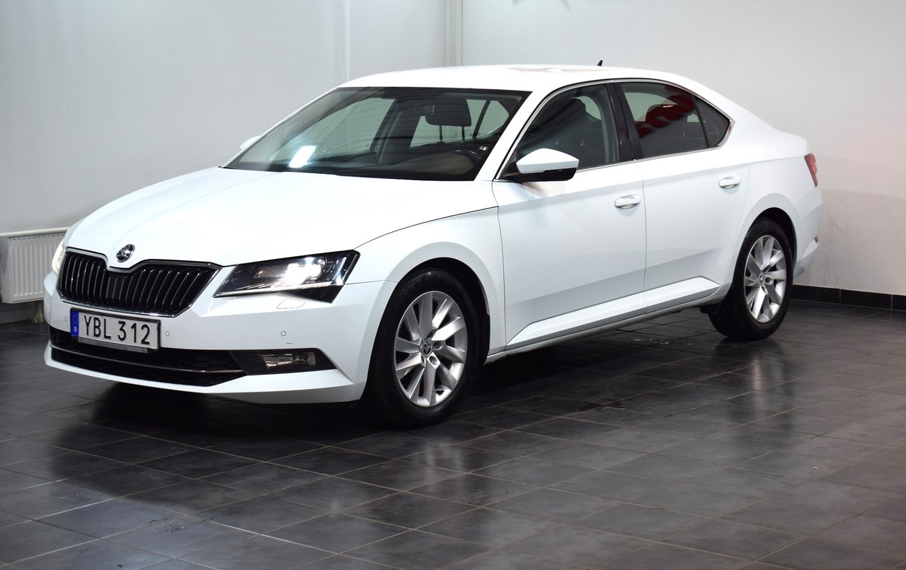 Skoda Superb 2.0 TDI 4x4 Style 2016, kuva 3/10