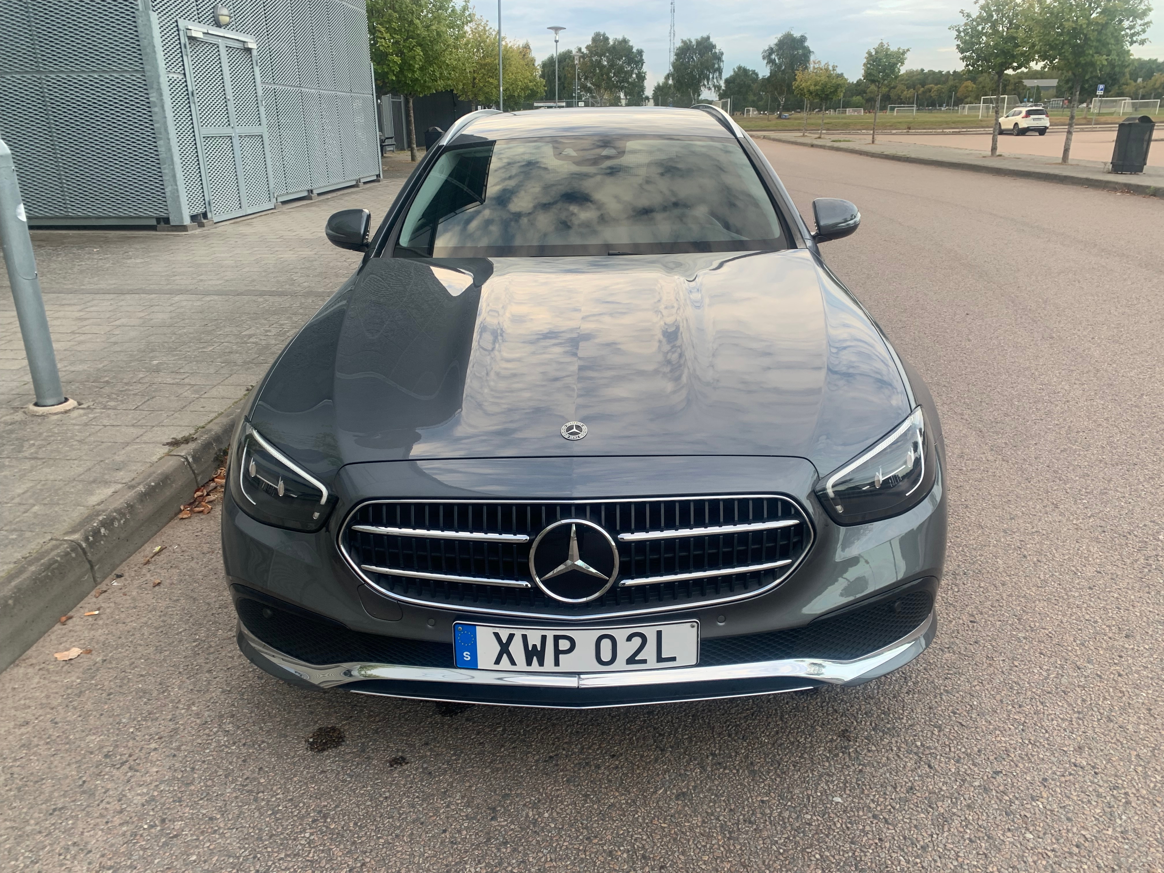 Mercedes-Benz E