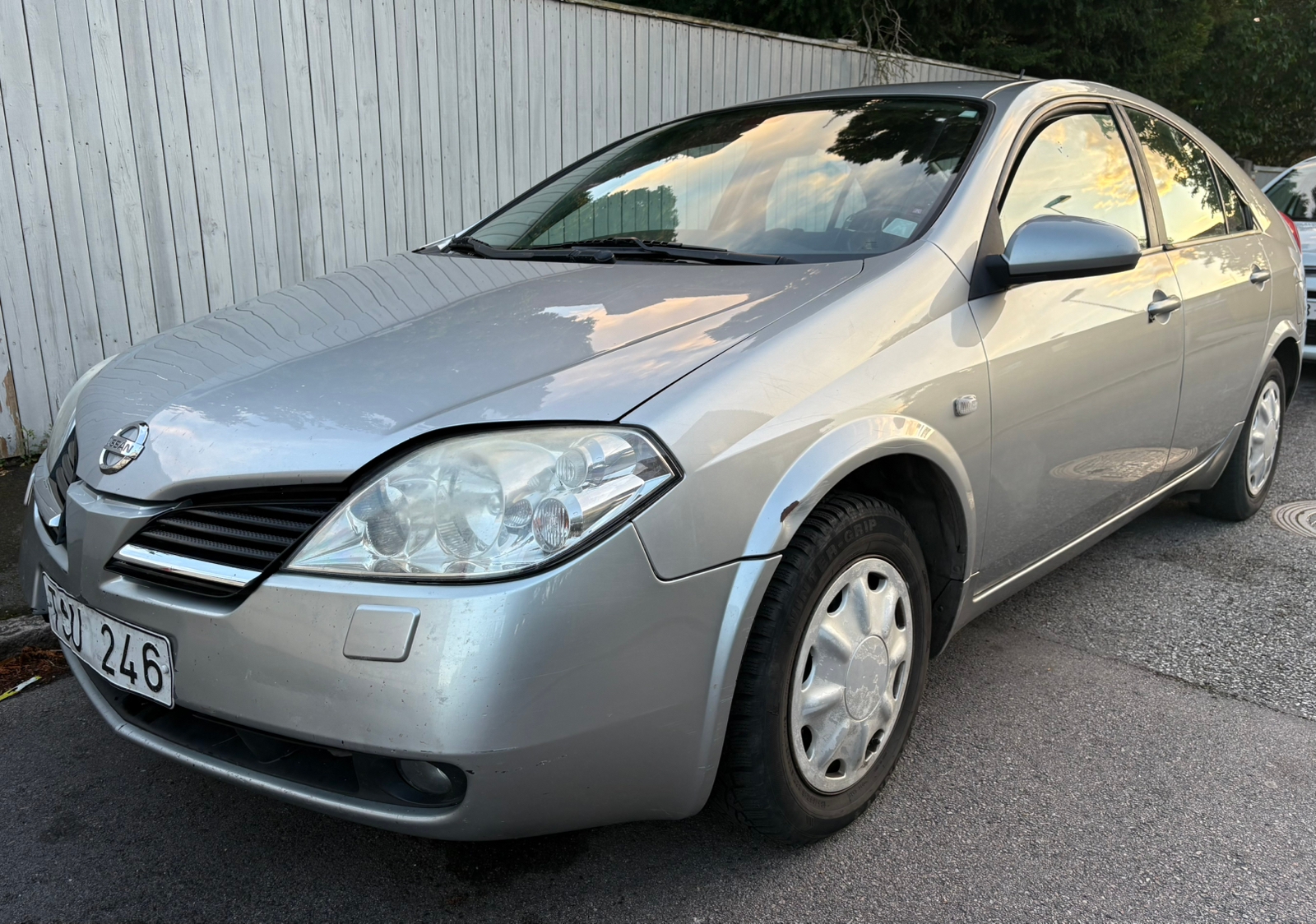 Nissan Primera Hatch 2.0 Manuell 2002, bild 6/10