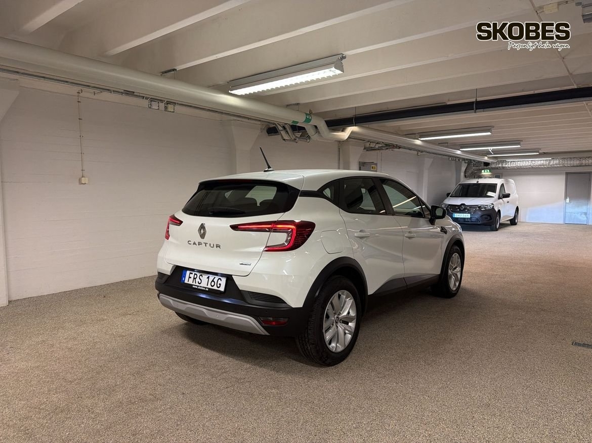 Renault Captur PHEV 160 Zen CVT 2022, bild 6/10