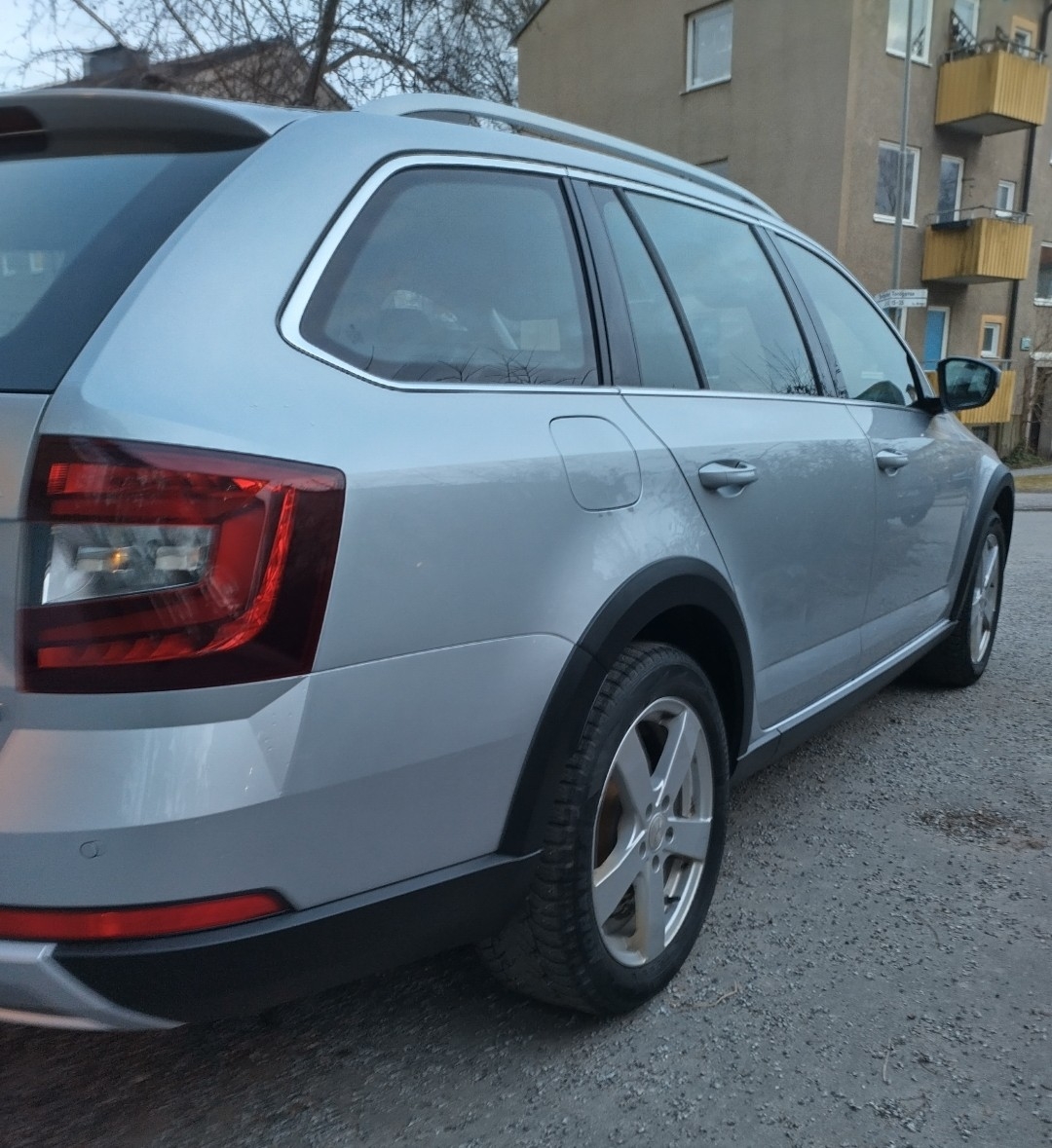 Skoda Octavia 2018, kuva 2/6