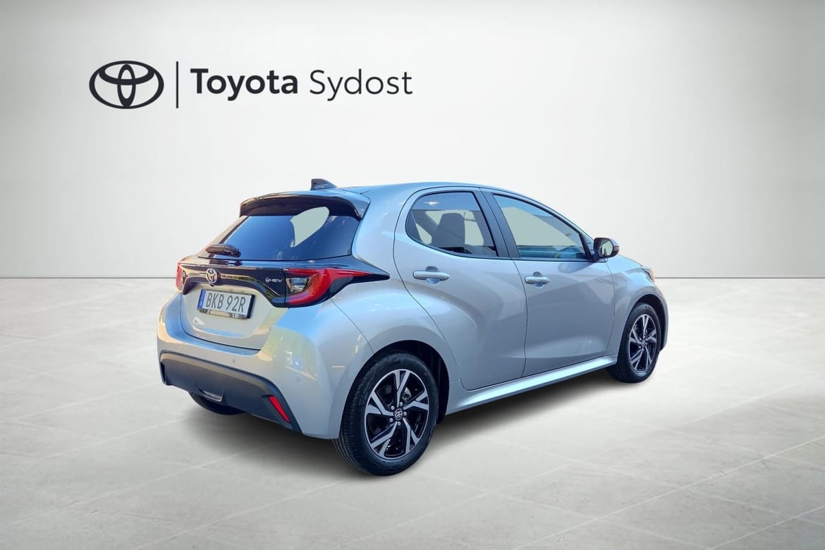 Toyota Yaris Hybrid 115 2026, bild 3/10