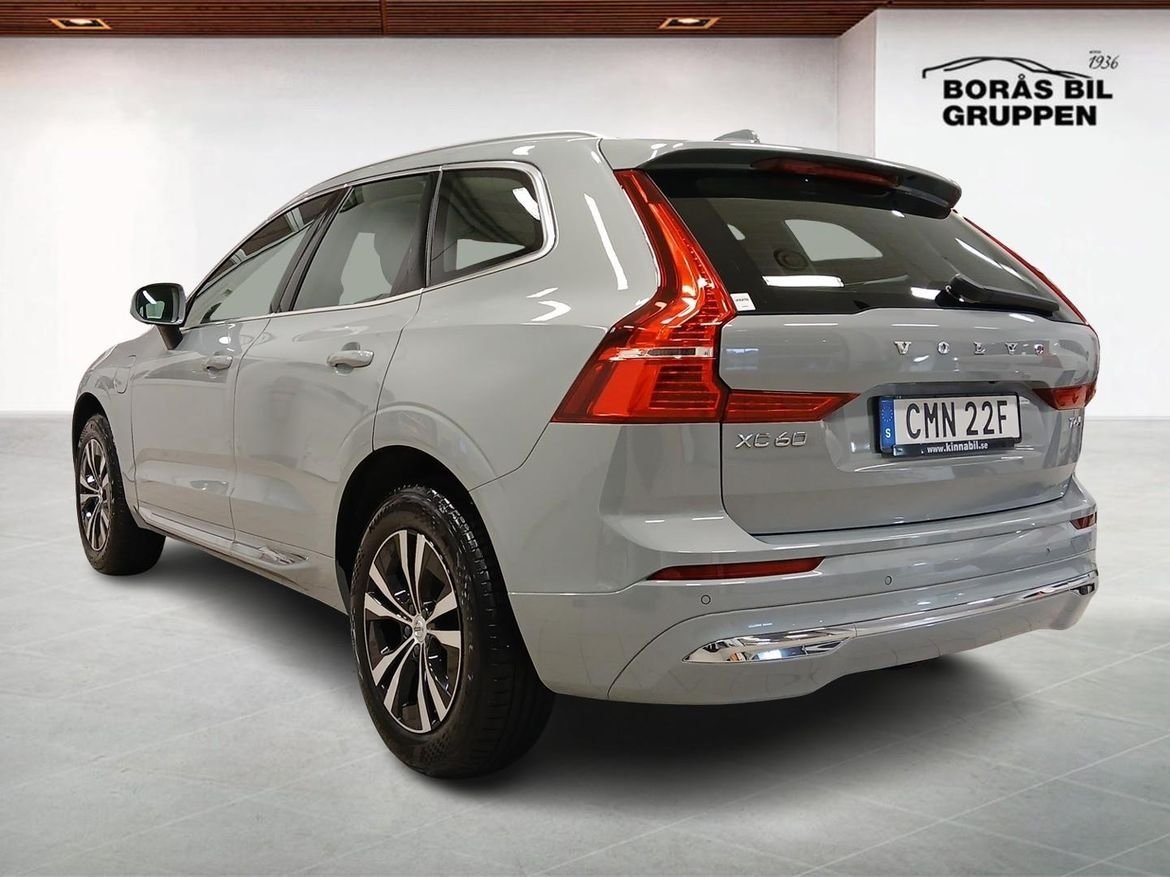 Volvo XC60 T6 Core Special Edition 2025, photo 4/14