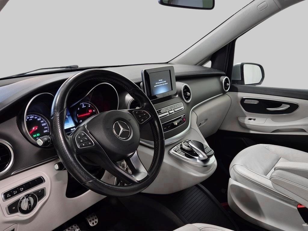 Mercedes-Benz V 2016, kuva 7/10