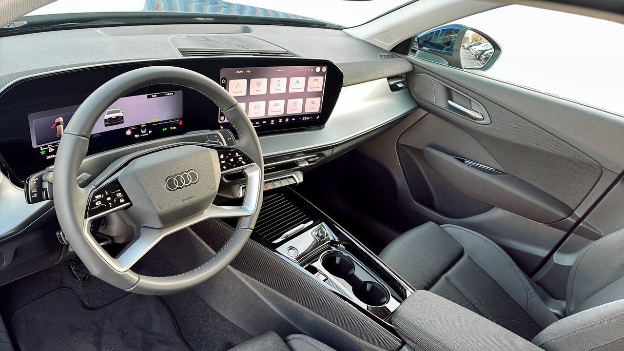 Audi Q3 TFSI e 2026, bild 7/10