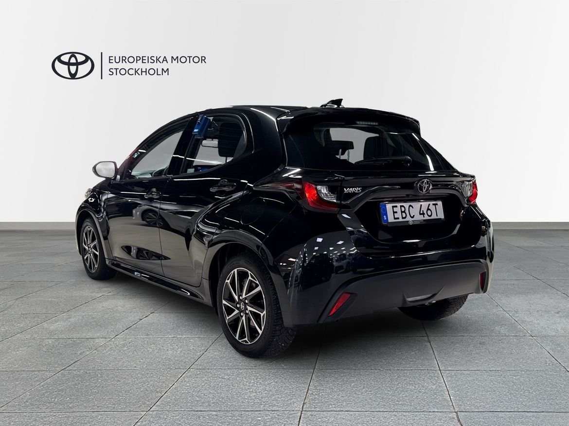 Toyota Yaris 2025, bild 2/12