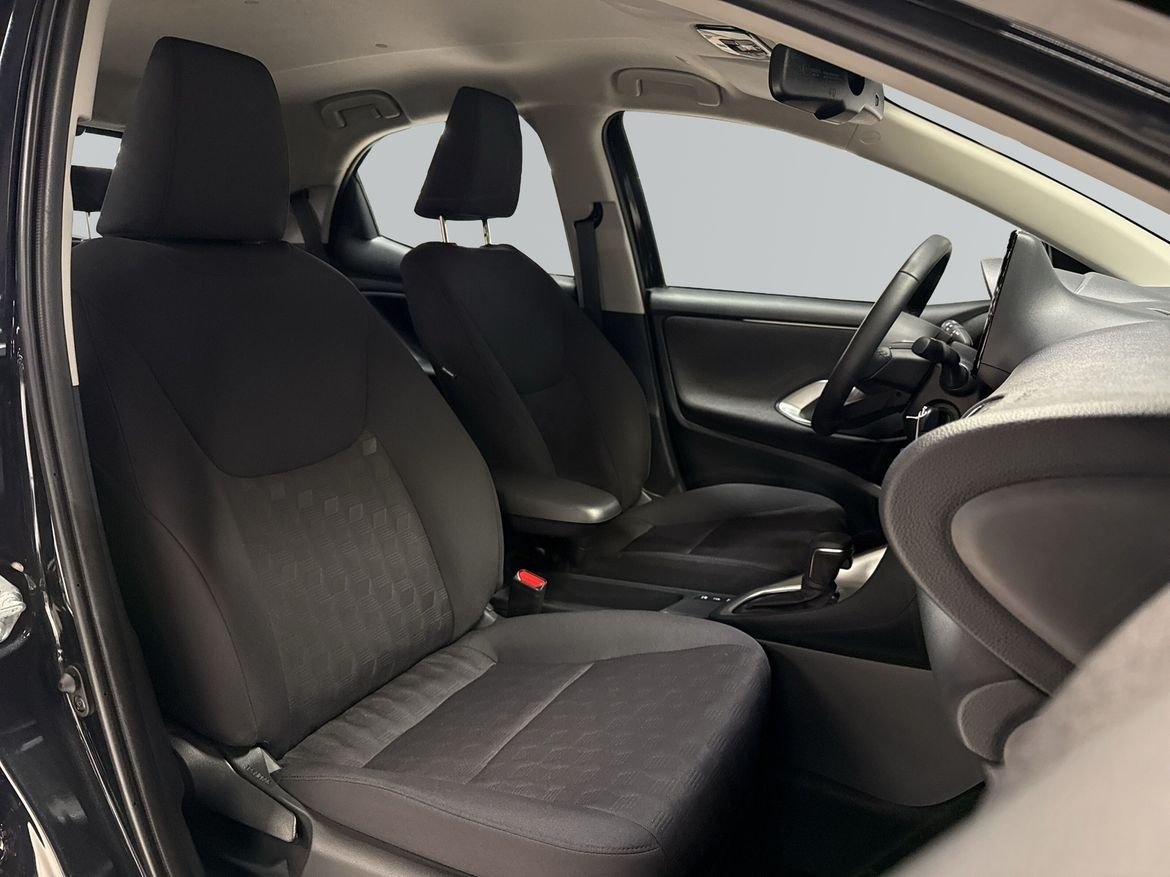 Toyota Yaris 2025, bild 6/12