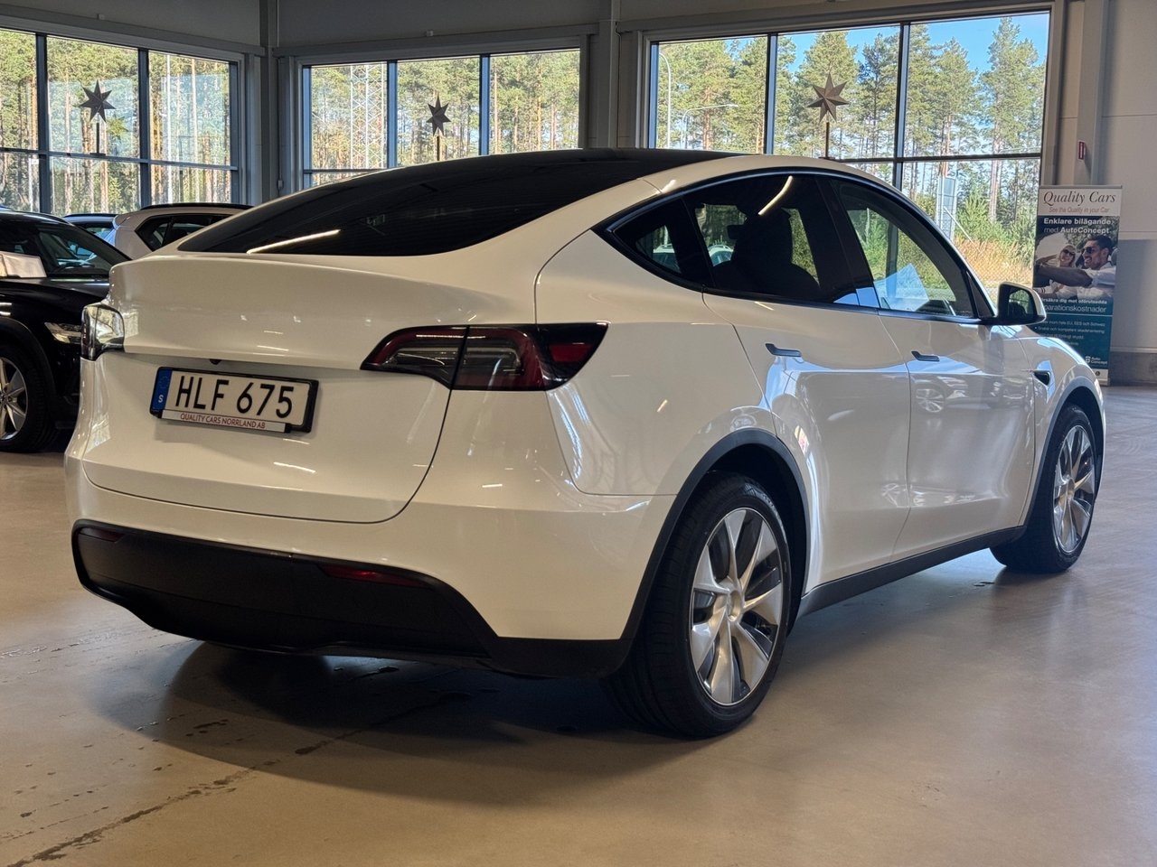 Tesla Model Y 2023, bild 5/23