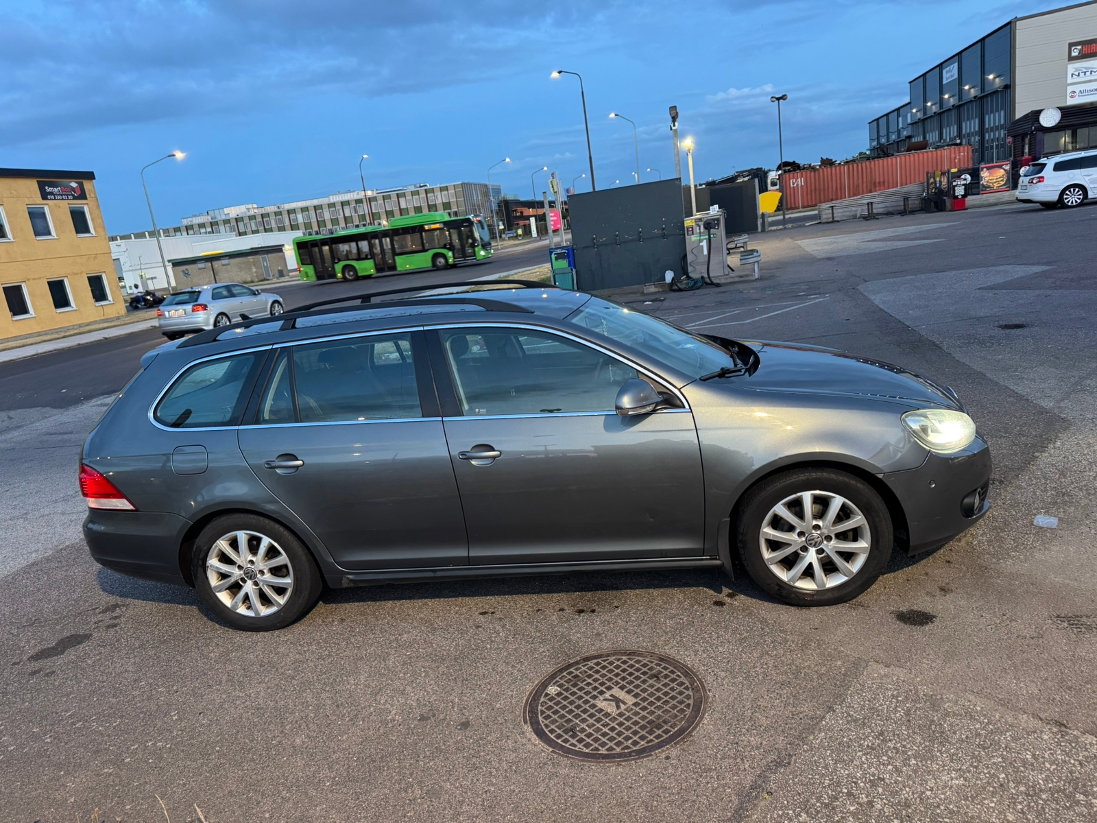 Volkswagen Golf 2010, bild 4/8