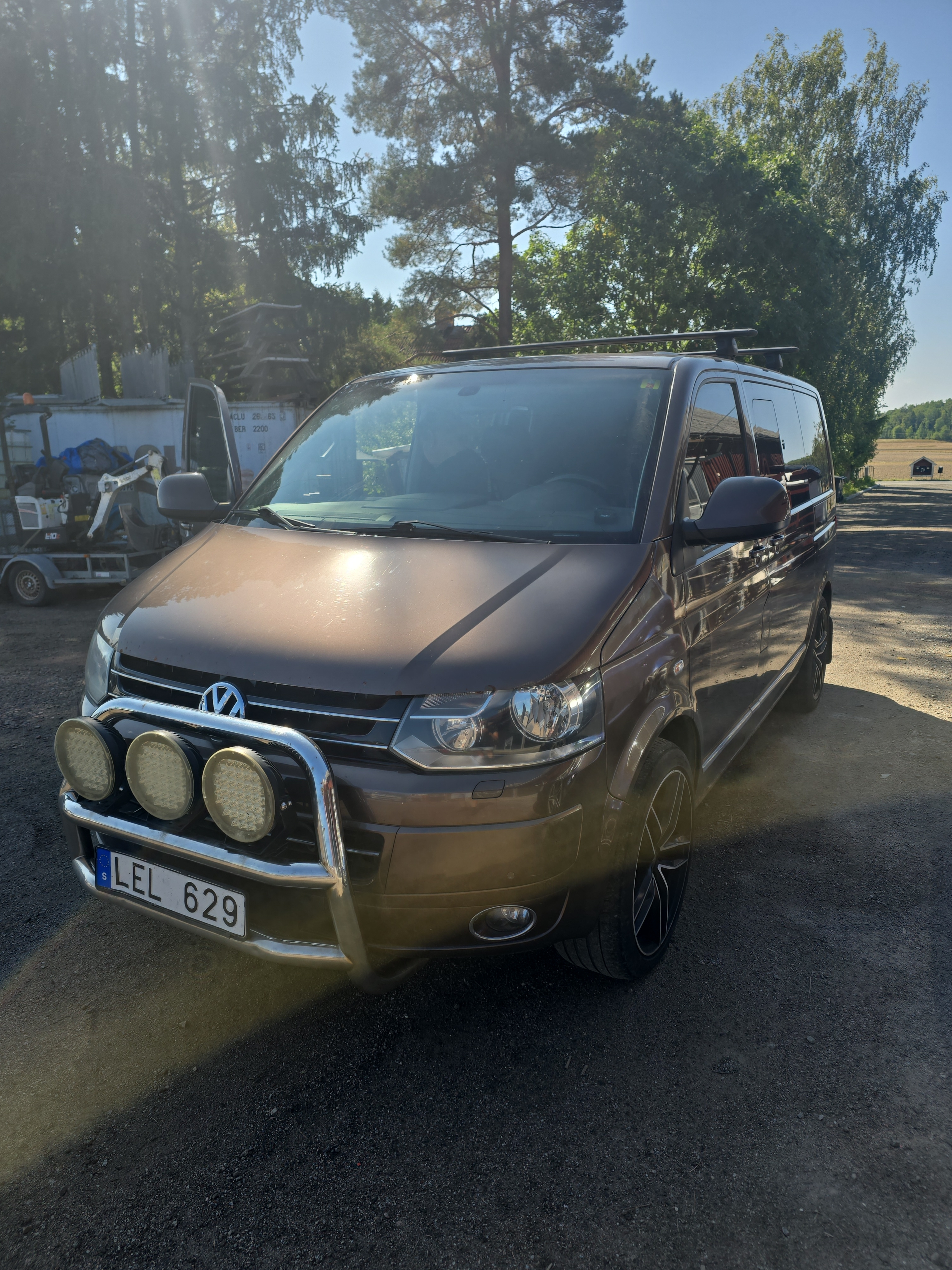 Volkswagen Multivan 2011, photo 2/10