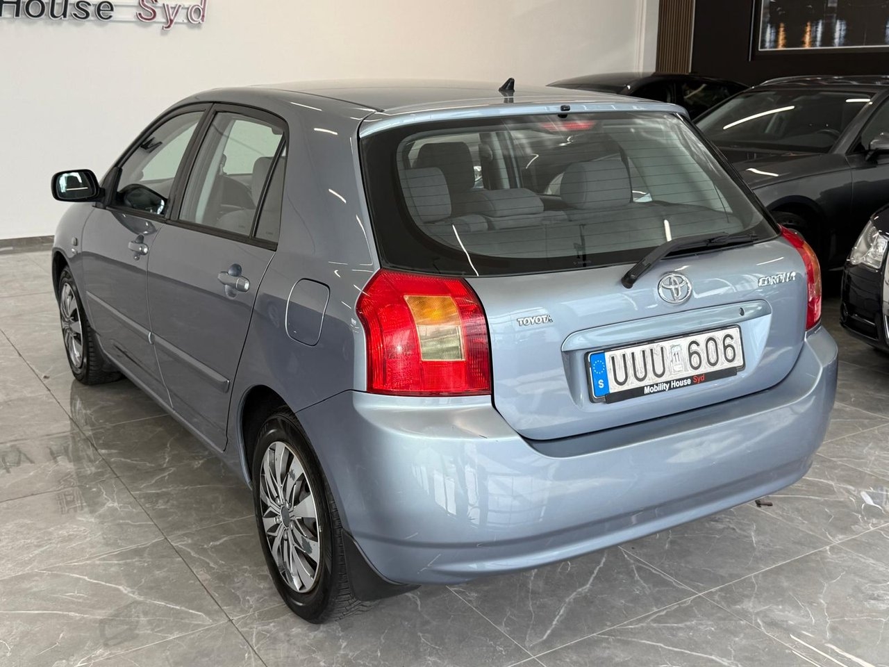 Toyota Corolla 5-dörrars 1.6 VVT-i 2004, bild 3/10