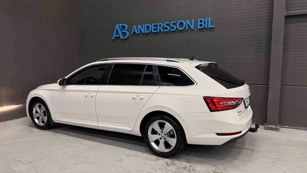 Skoda Superb Kombi 2.0 TDI SCR Ambition 2019, bild 7/10