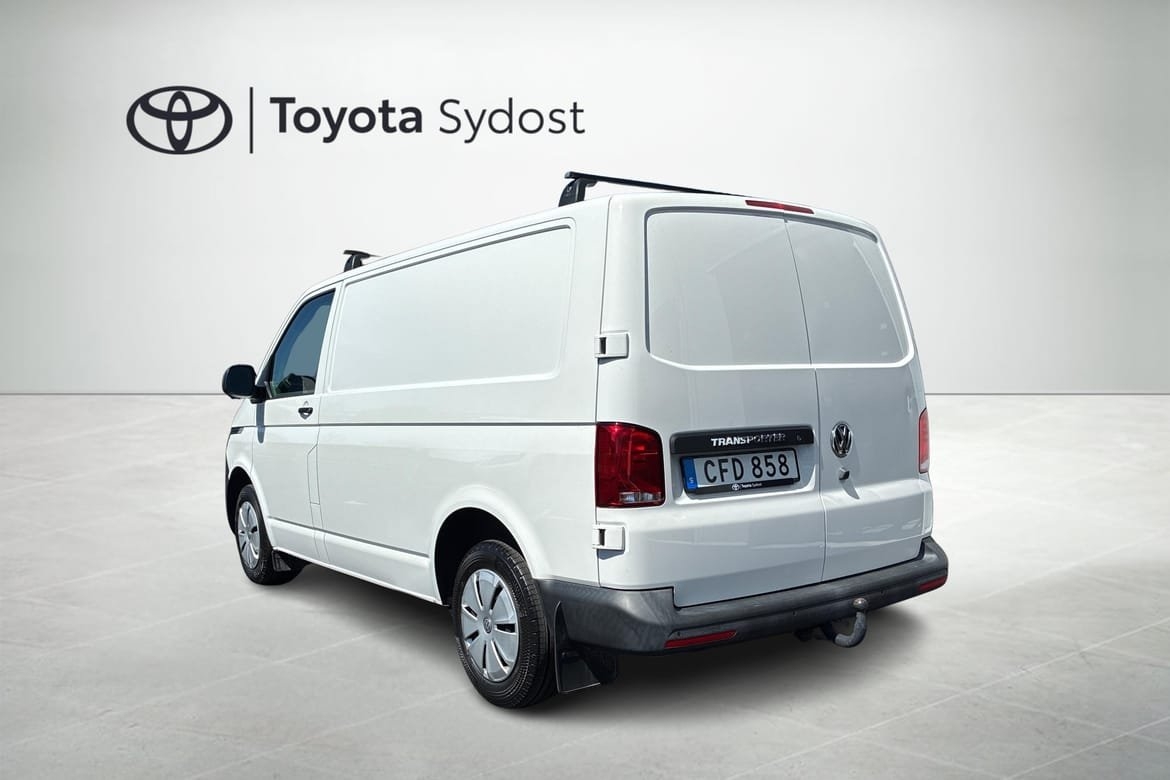 Volkswagen Transporter 2023, bild 2/10