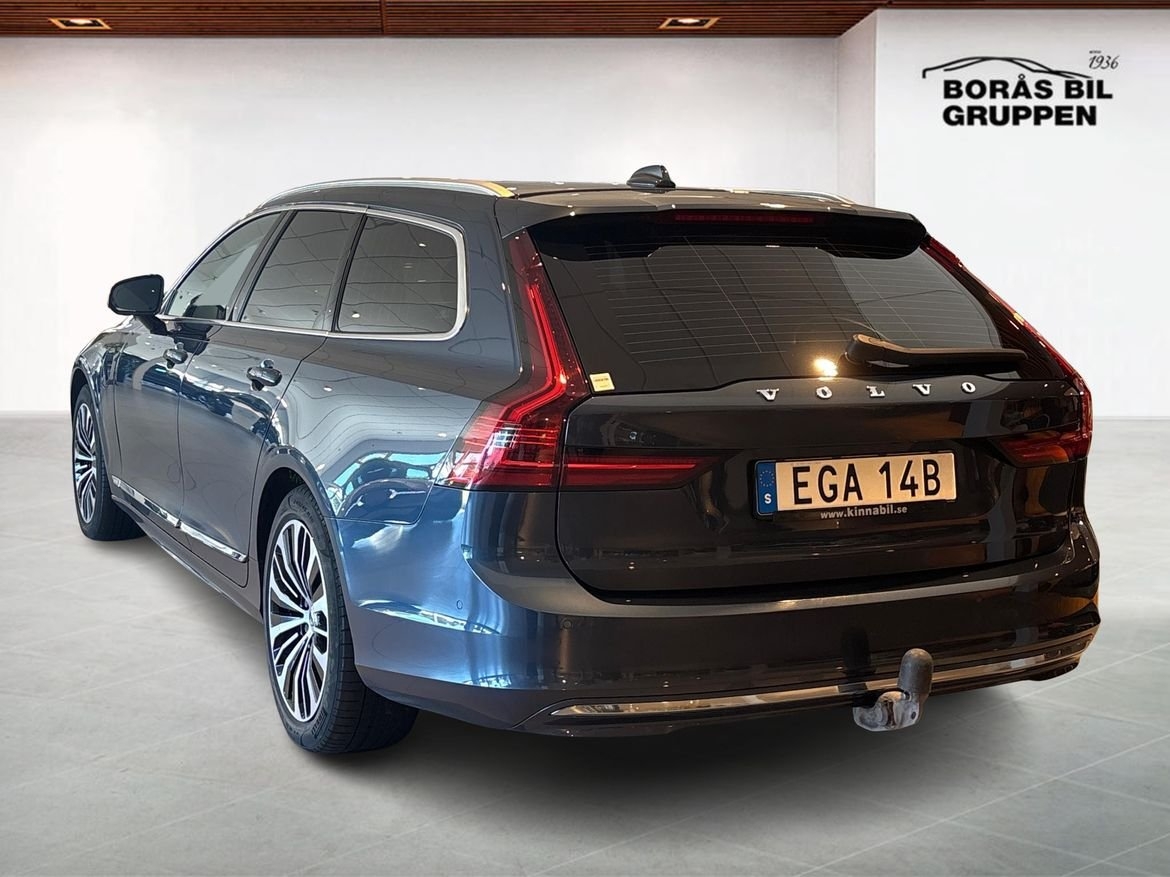 Volvo V90 Recharge T6 Core Edition 2024, bild 2/10