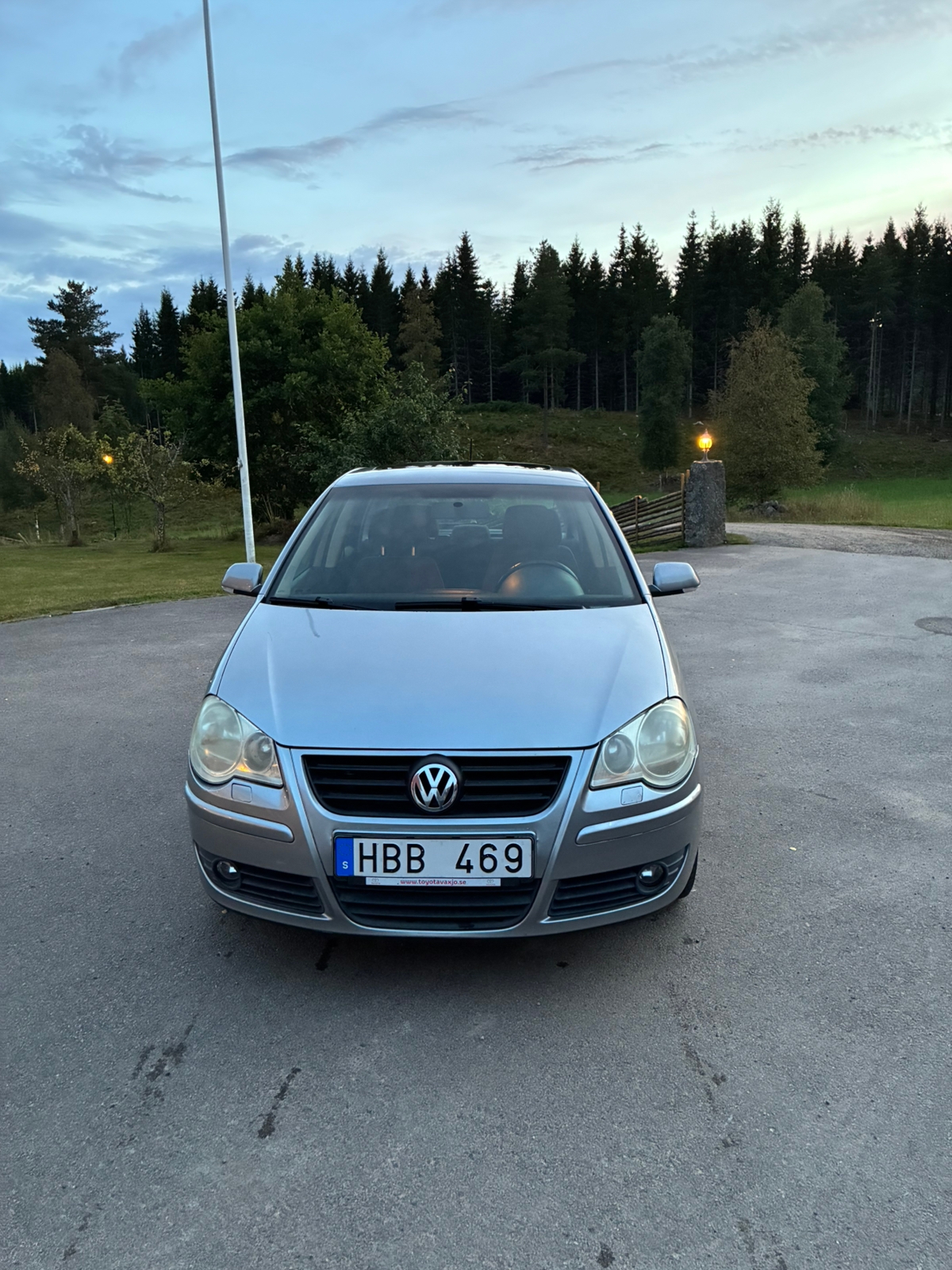 Volkswagen Polo 5-dörrar 1.4 Manuell 2008, bild 2/8