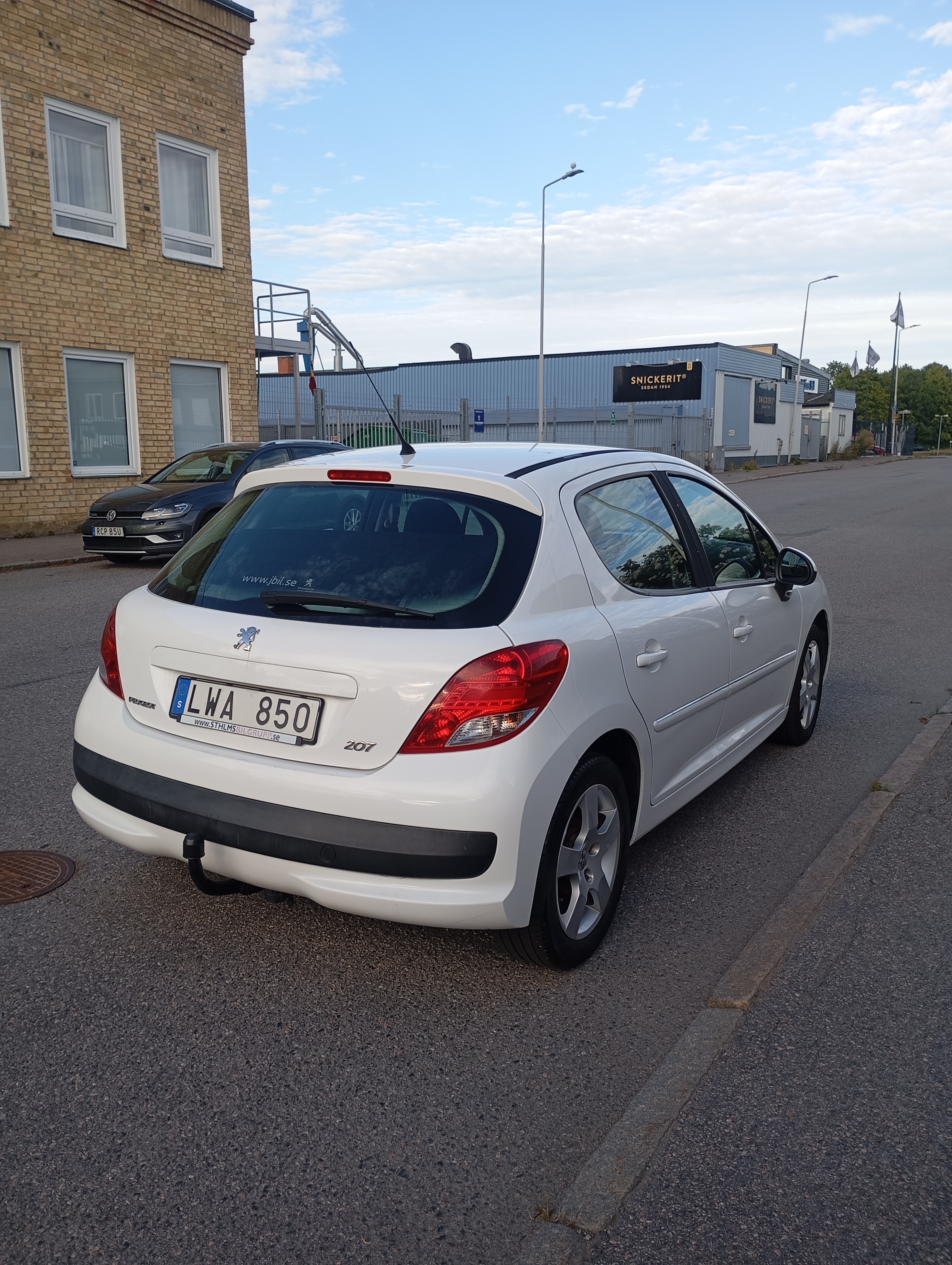 Peugeot 207 5-dörrar 1.6 HDi FAP Manuell 2011, bild 3/8