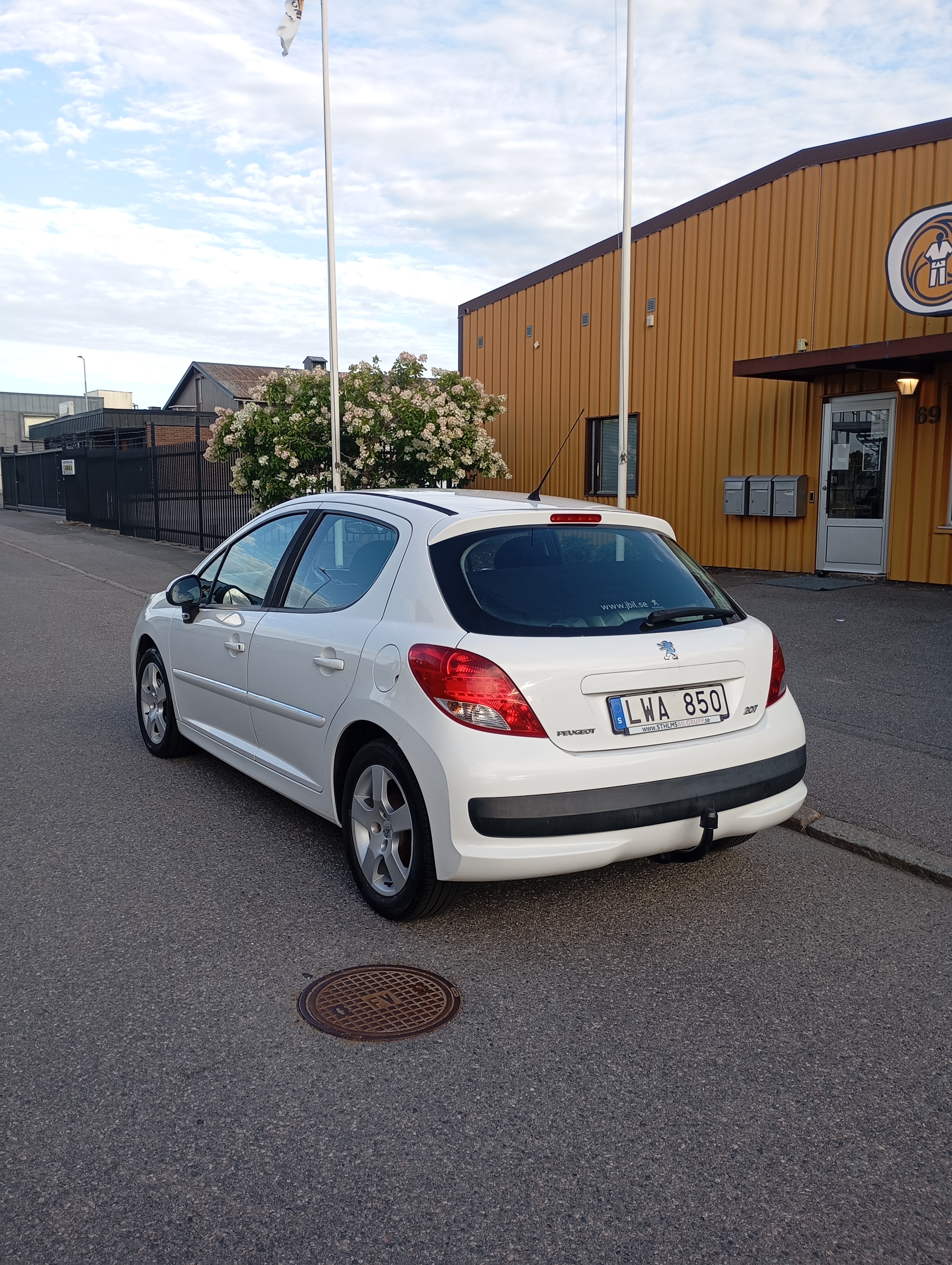 Peugeot 207 5-dörrar 1.6 HDi FAP Manuell 2011, bild 4/8