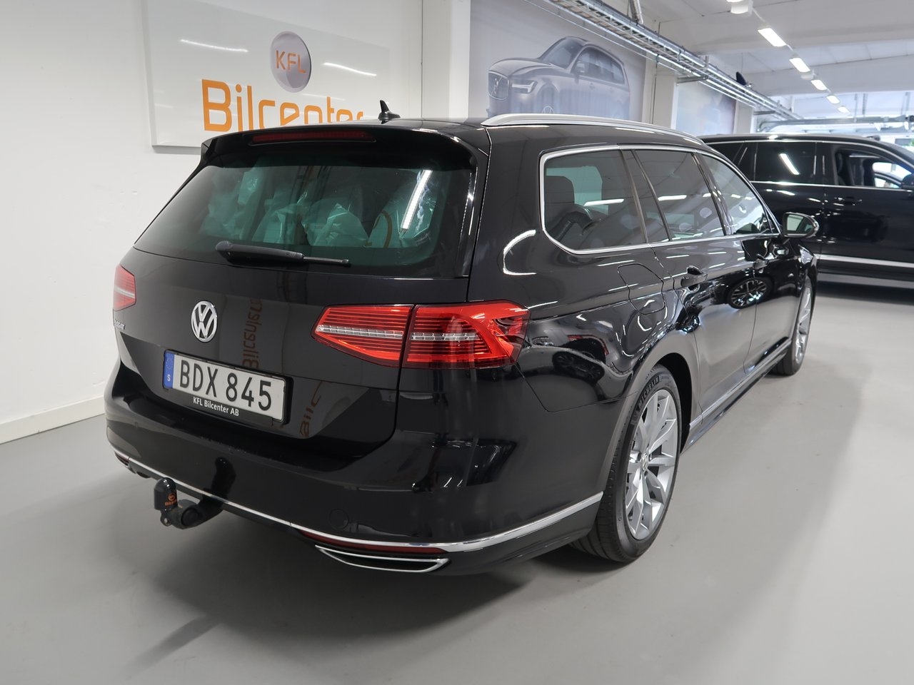 Volkswagen Passat 2019, bild 6/10