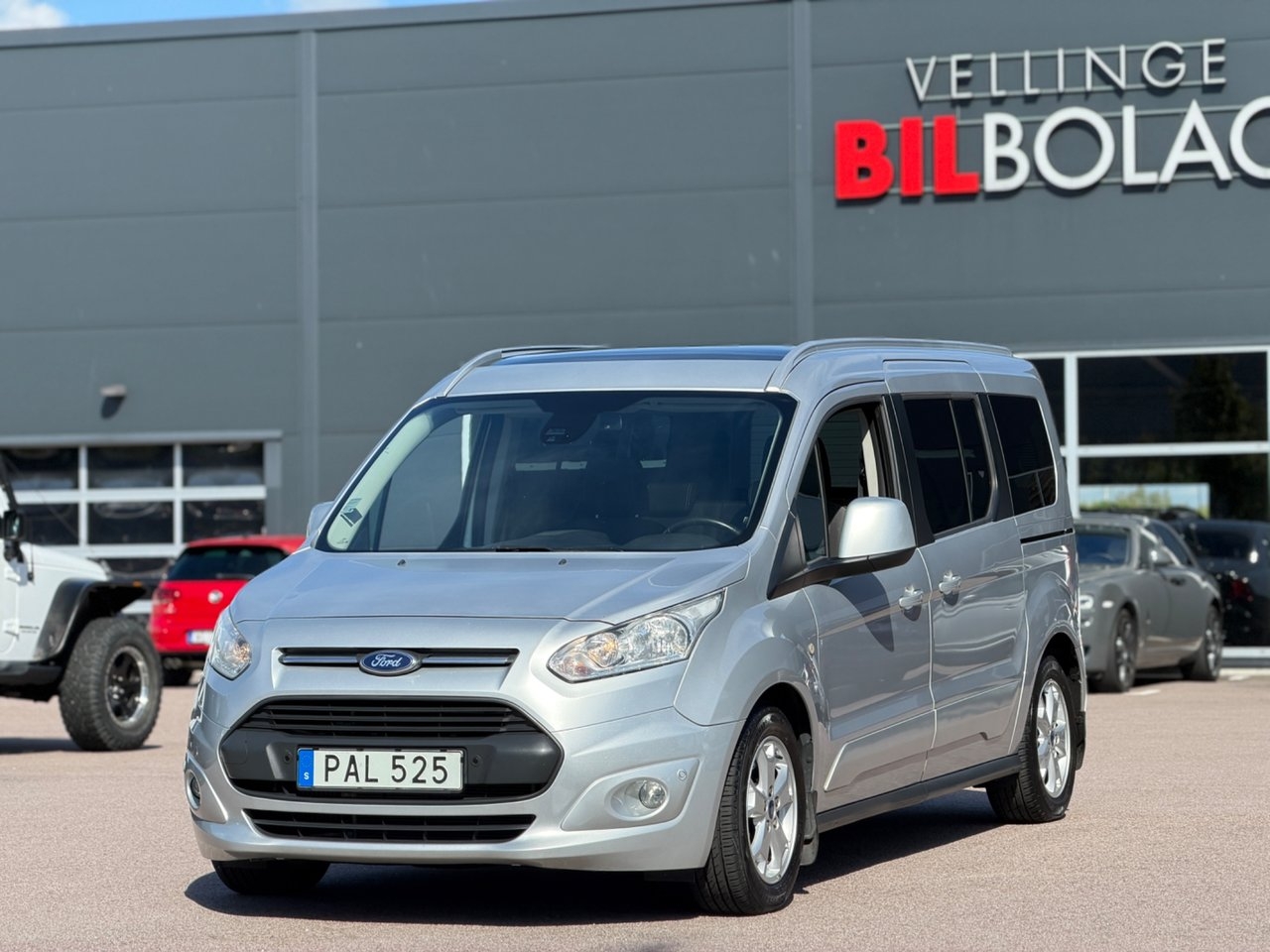 Ford Tourneo Connect 2016, kuva 2/10