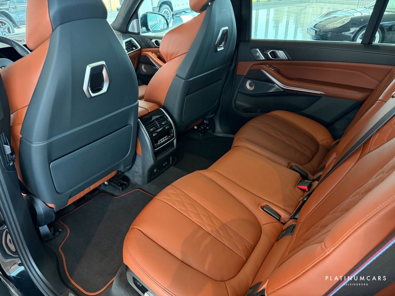 BMW X7 M Sport Pro Exclusive 2025, photo 6/10