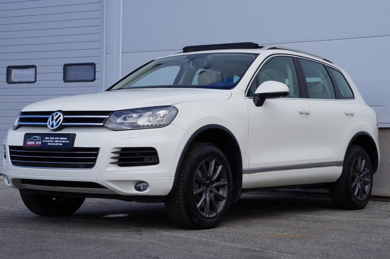 Volkswagen Touareg 2011, photo 3/10