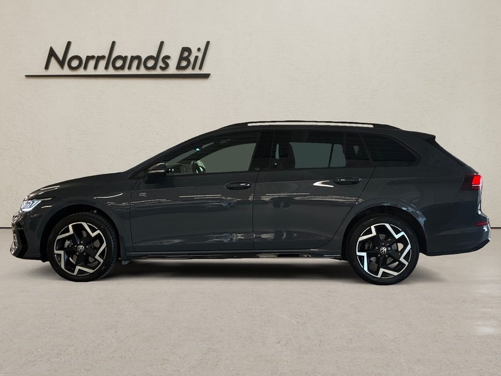 Volkswagen Golf 2025, bild 2/9