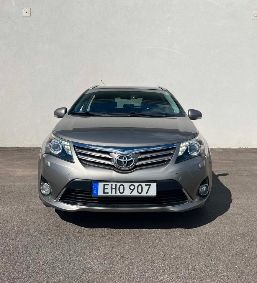 Toyota Avensis 2014, bild 2/10