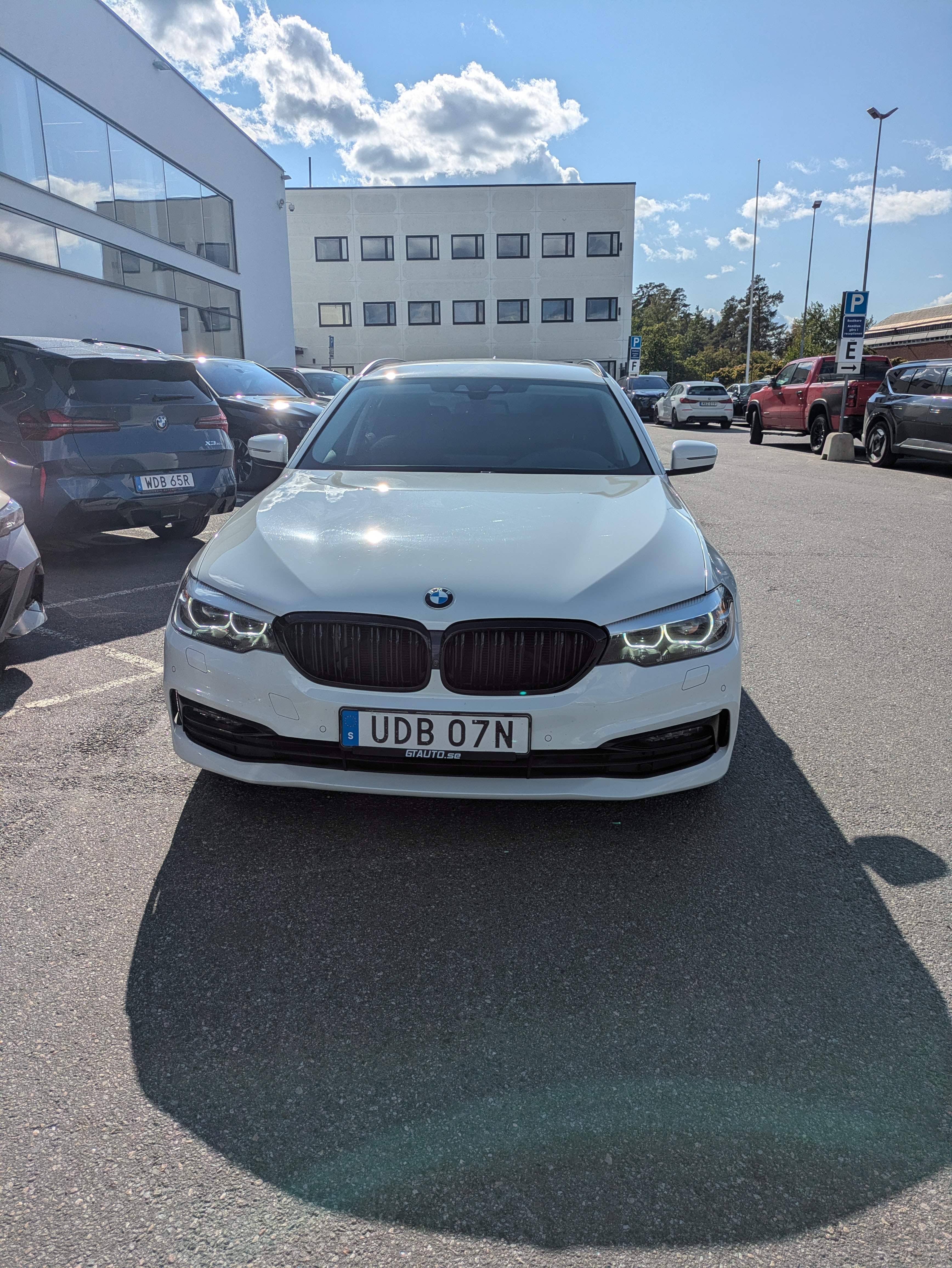 BMW 520 2020, kuva 2/10