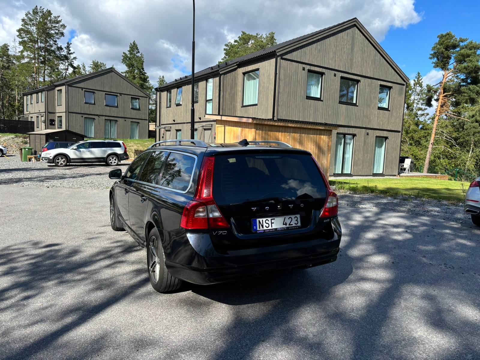 Volvo V70 2.4D Geartronic 2010, kuva 3/6