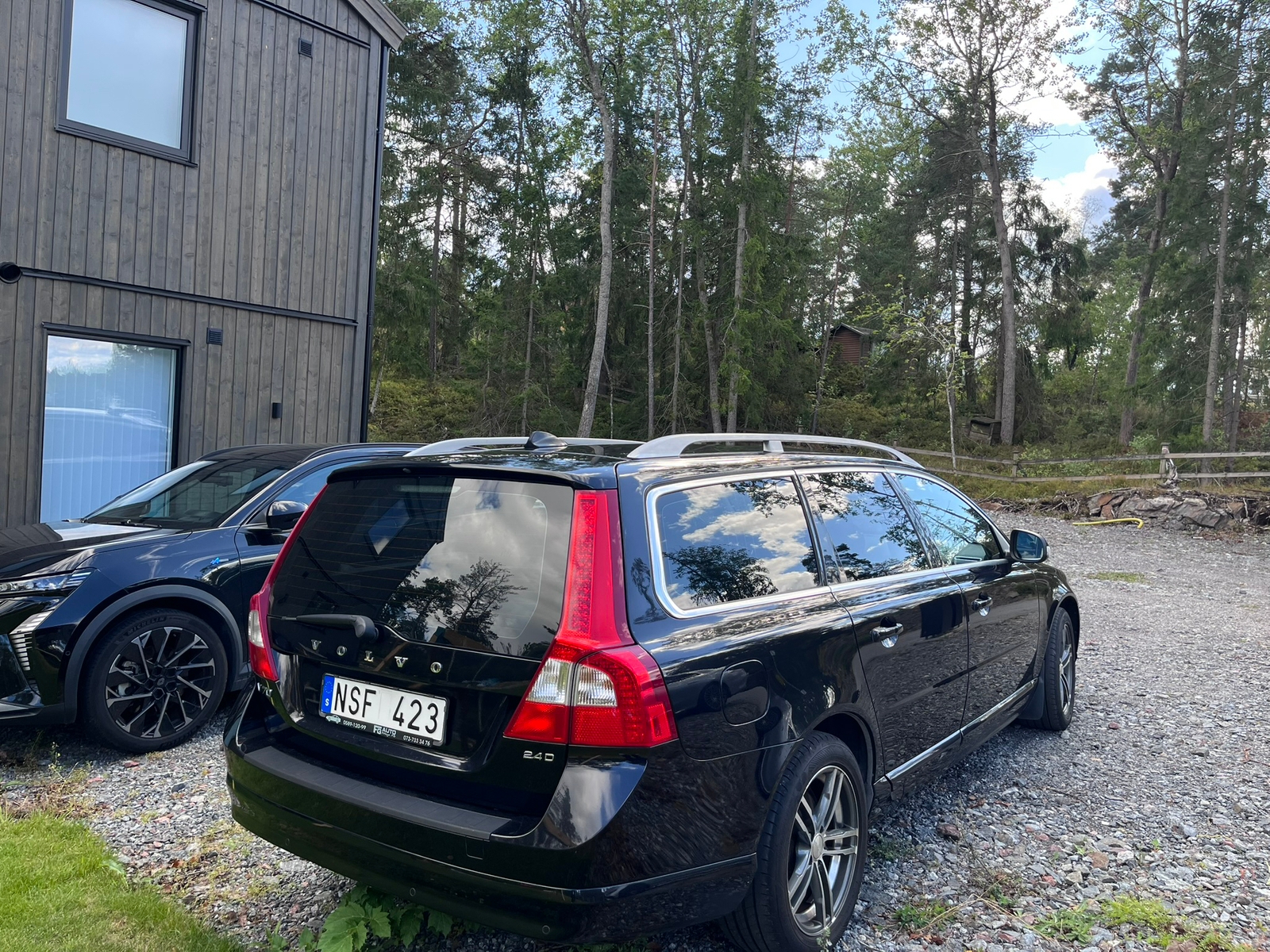 Volvo V70 2.4D Geartronic 2010, kuva 2/6