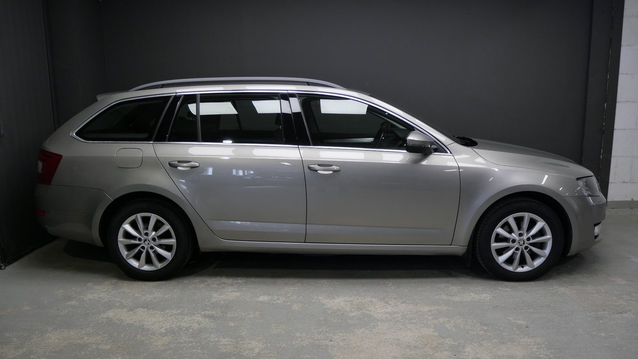 Skoda Octavia 2013, photo 2/10
