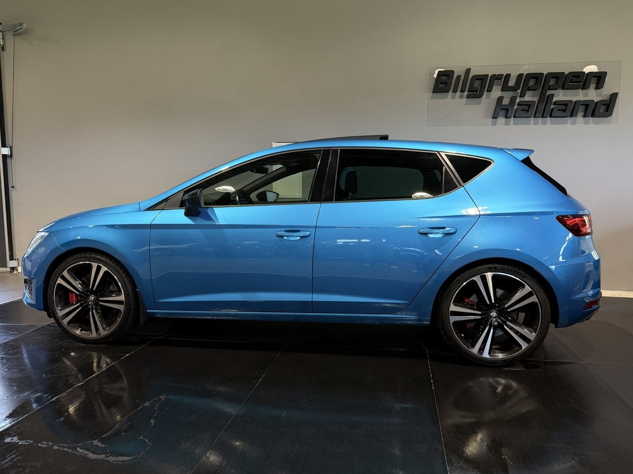 Seat Leon León Cupra 2.0 TSI Black Line 2016, bild 4/10