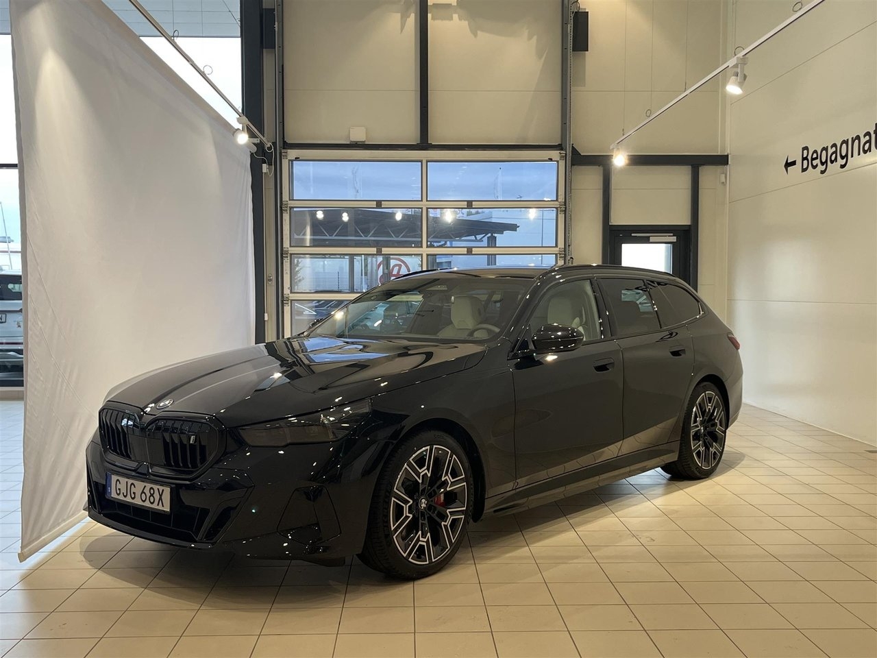 BMW i5