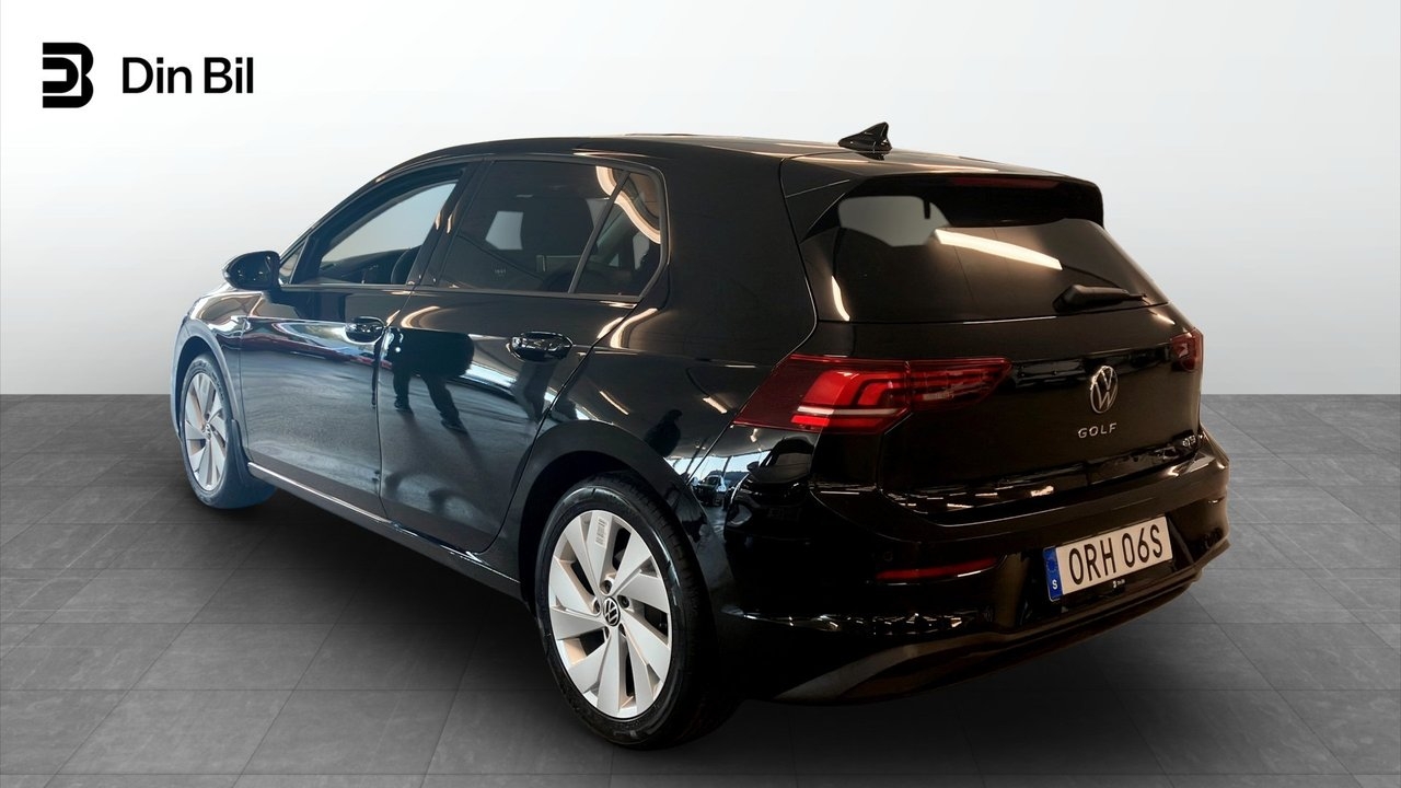 Volkswagen Golf 1.5 eTSI 150HK DSG 2026, bild 3/12