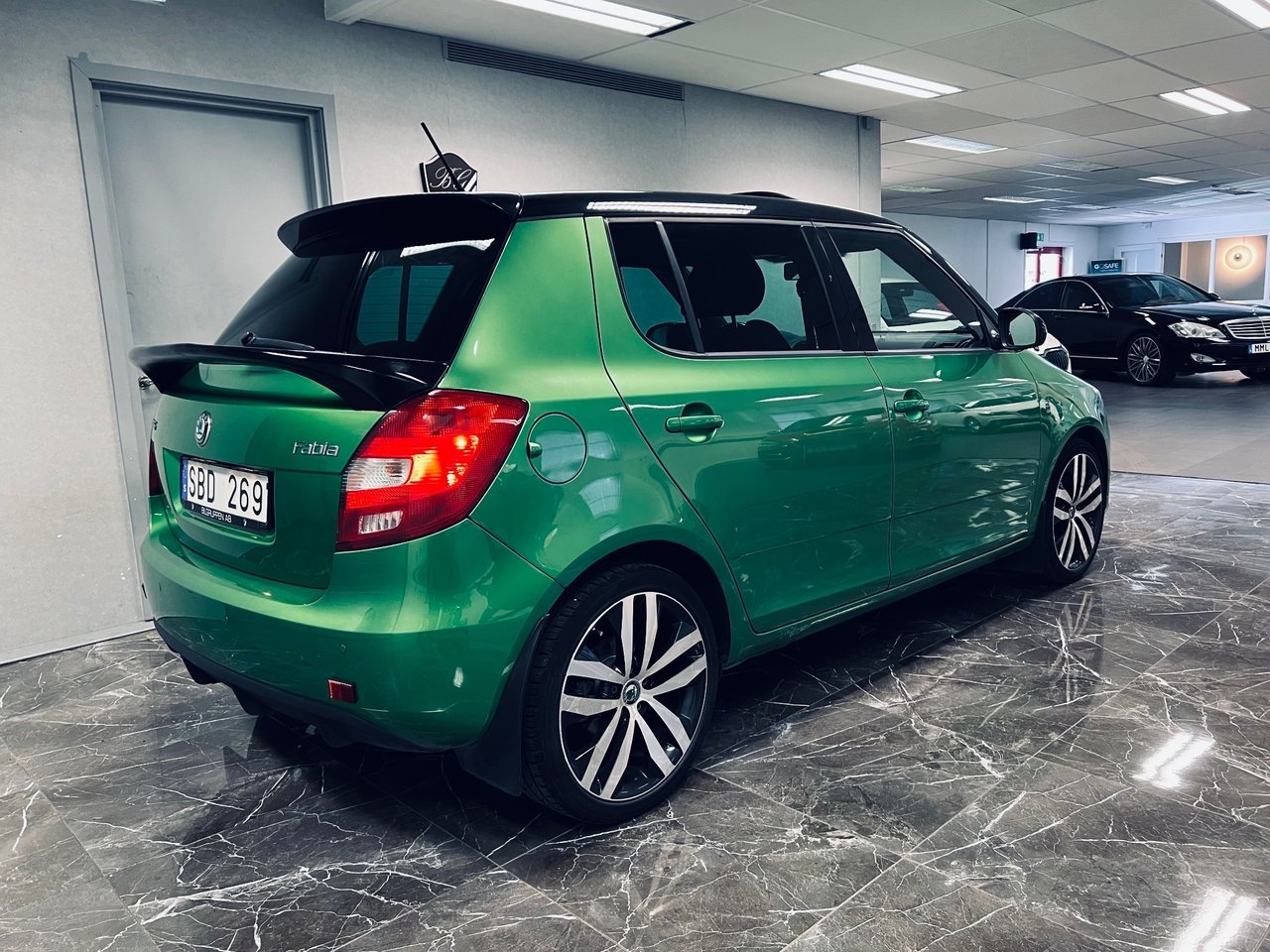 Skoda Fabia RS 1.4 TSI 180hk 2011, bild 4/10
