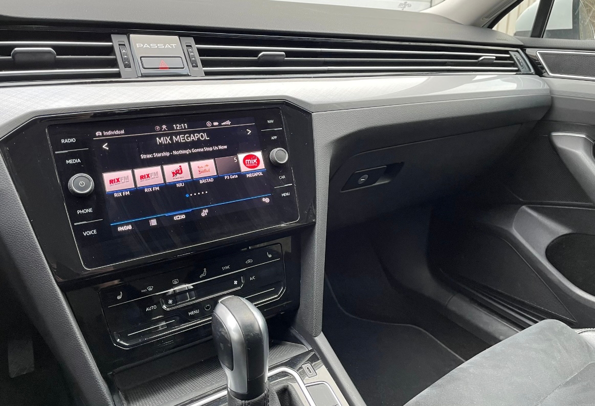 Volkswagen Passat 2021, bild 6/6