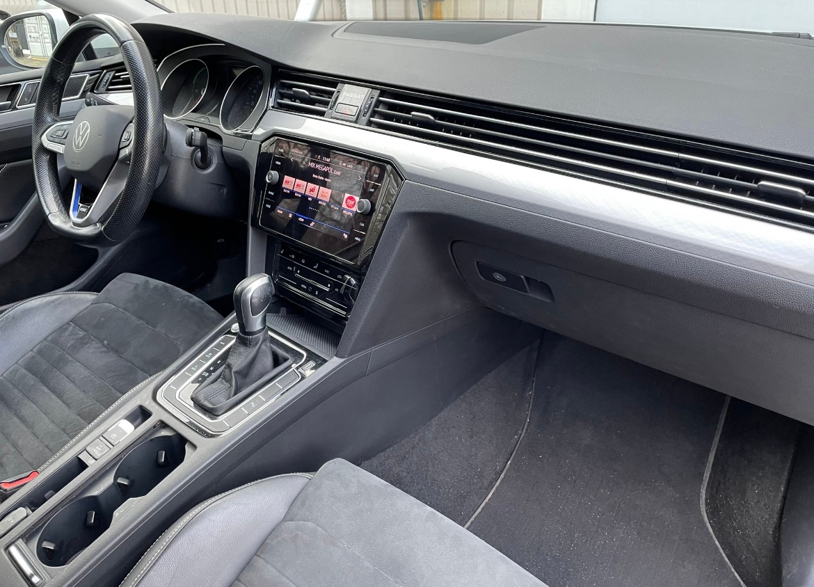Volkswagen Passat 2021, bild 5/6