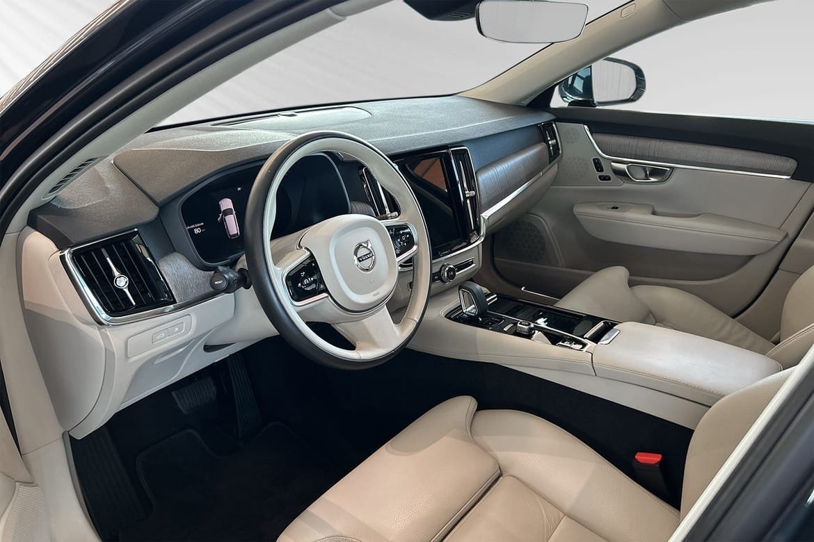 Volvo V90 Recharge T8 Plus Bright Läder 2024, photo 7/10
