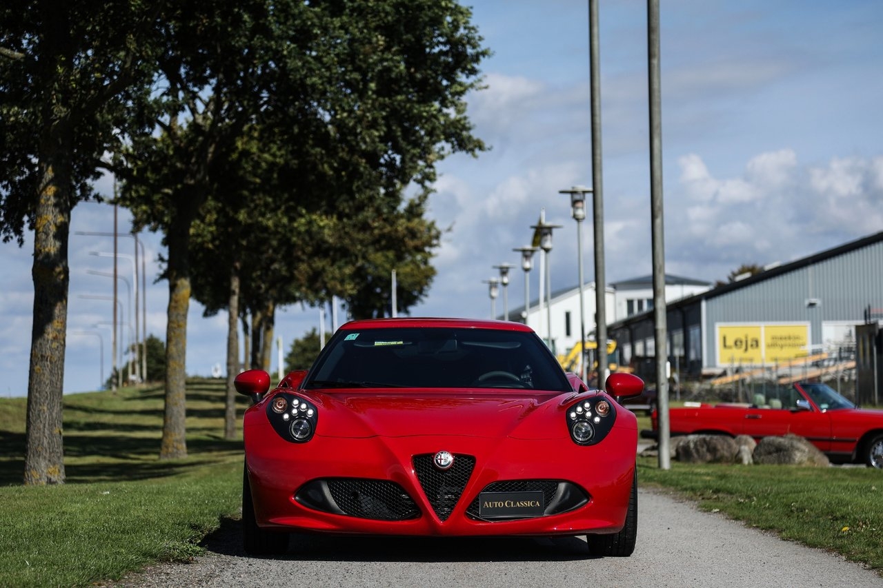 Alfa Romeo 4C 1.75 TBi 16V TCT 2016, bild 3/18