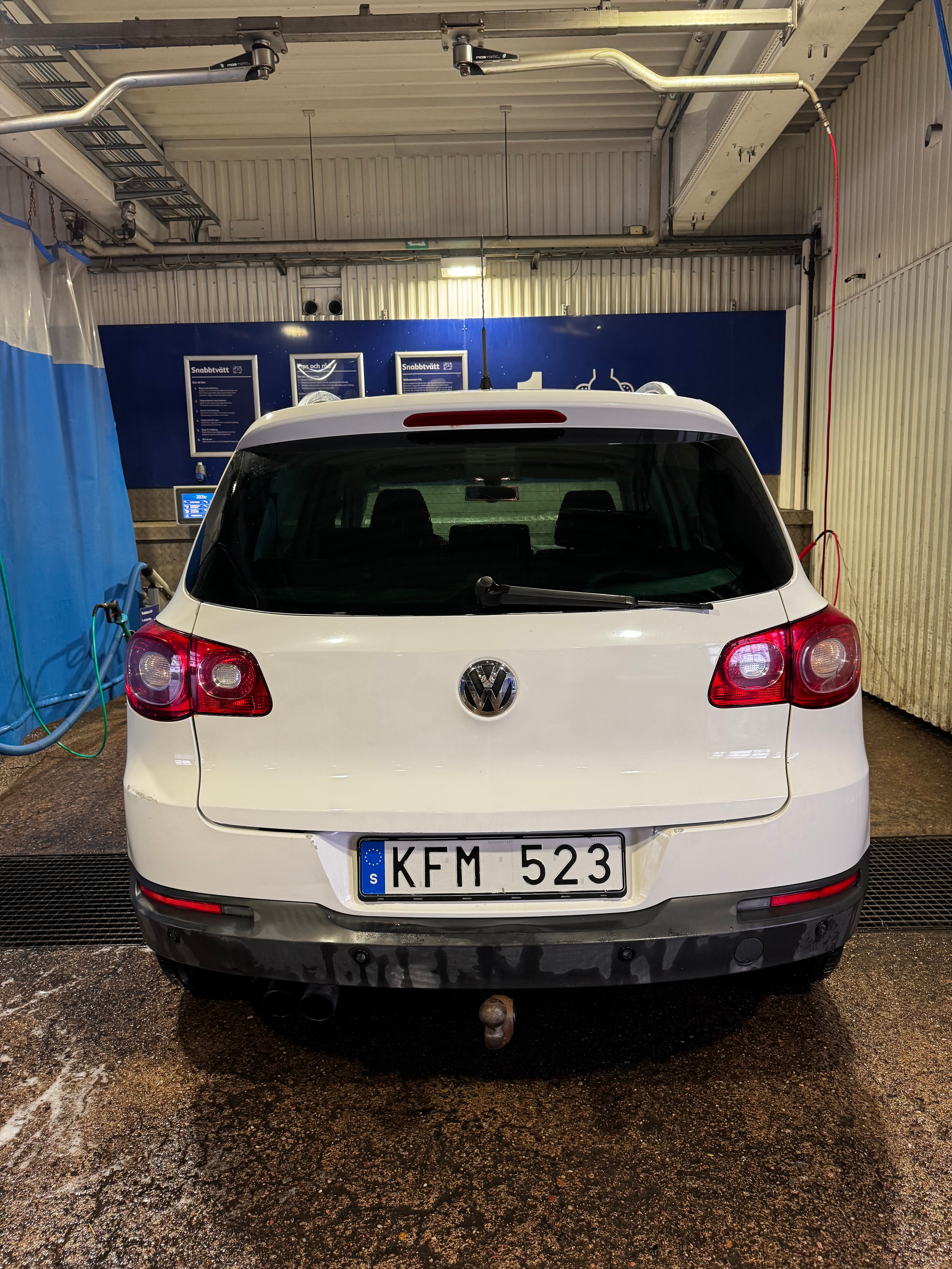 Volkswagen Tiguan 2010, photo 4/10