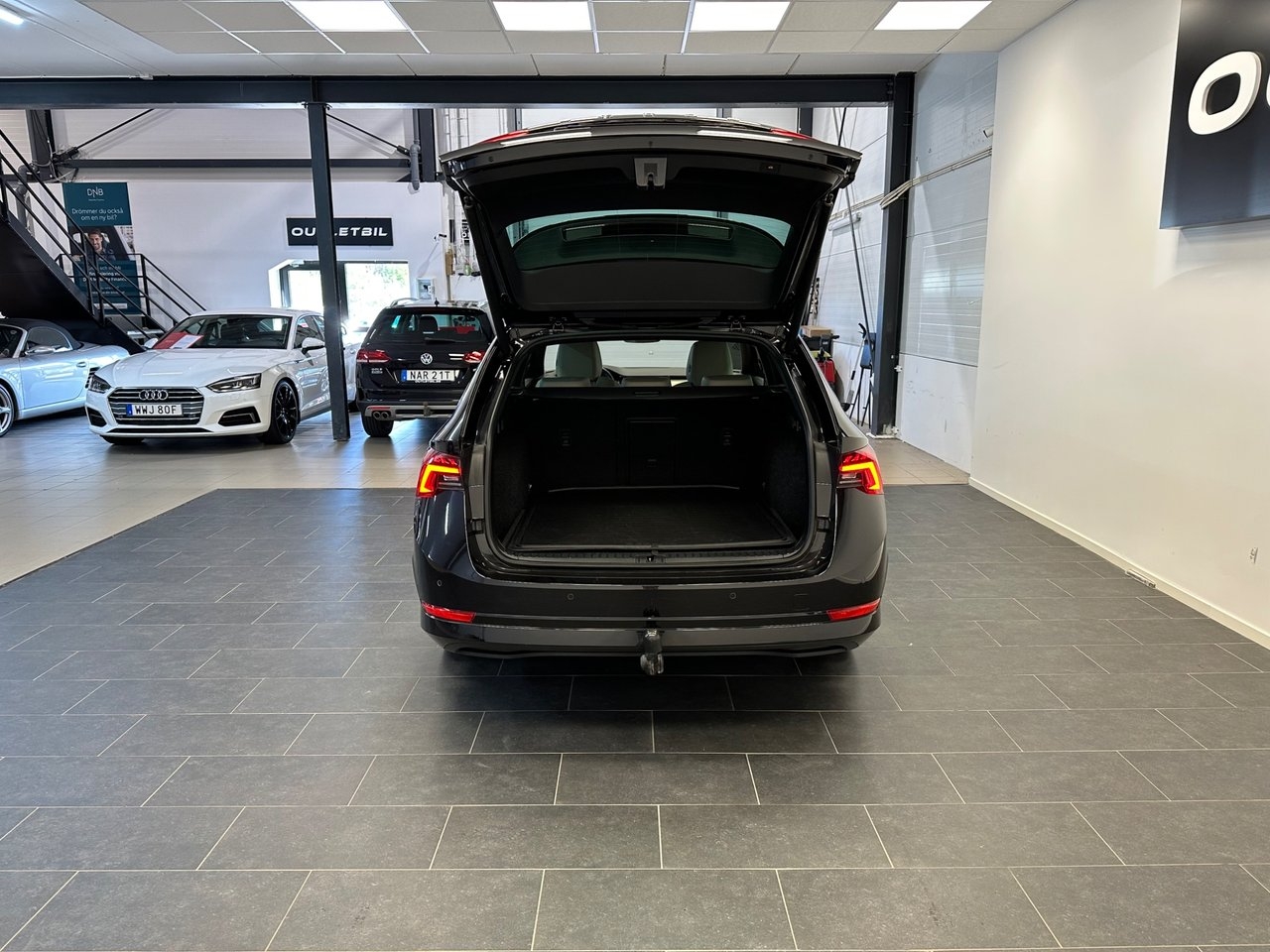 Skoda Octavia 2021, bild 7/10