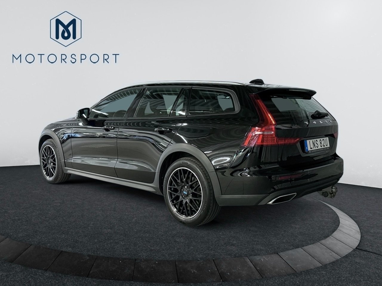 Volvo V60 Cross Country 2019, bild 4/20