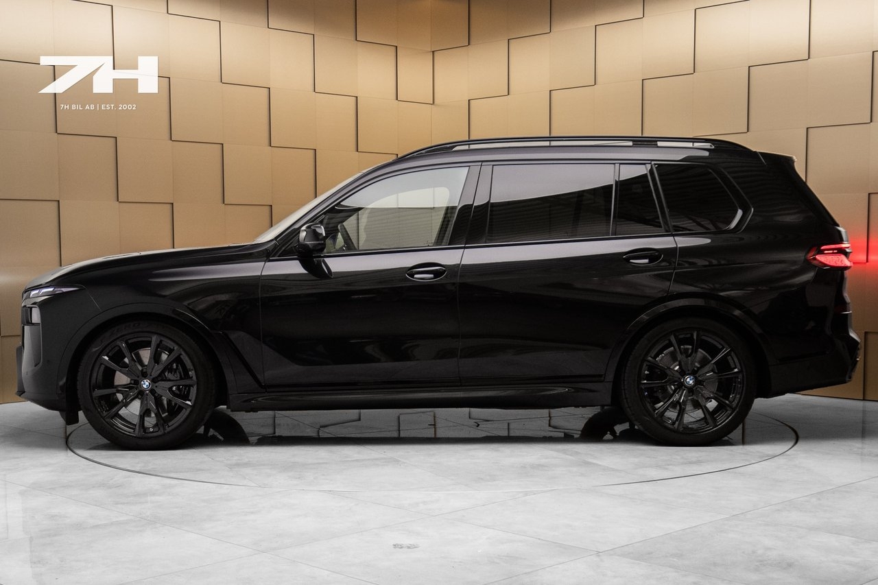 BMW X7 2025, photo 2/27