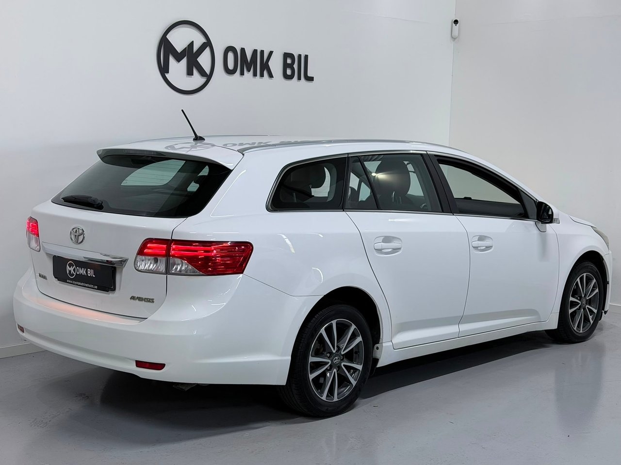 Toyota Avensis 2013, bild 3/10