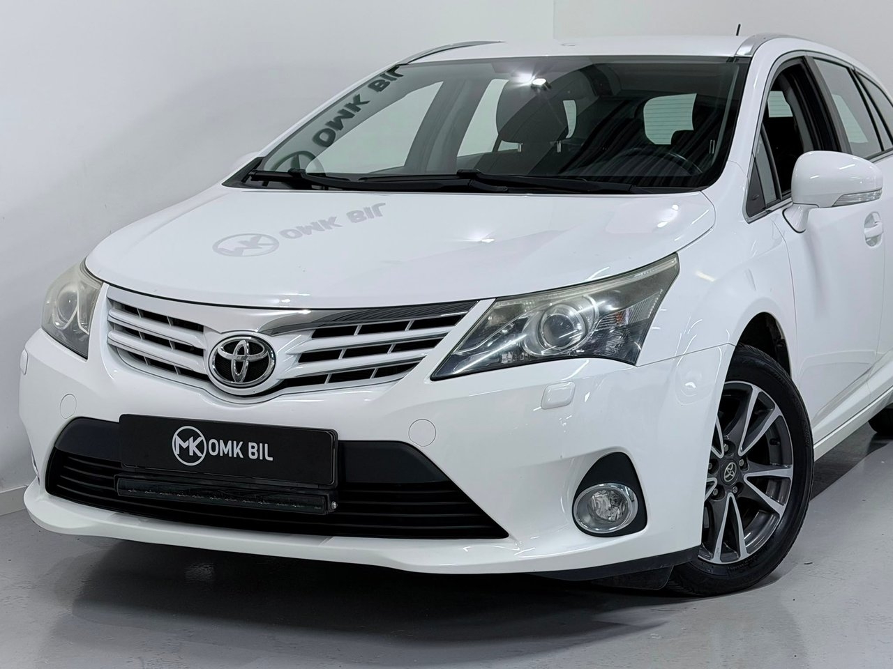 Toyota Avensis 2013, bild 7/10