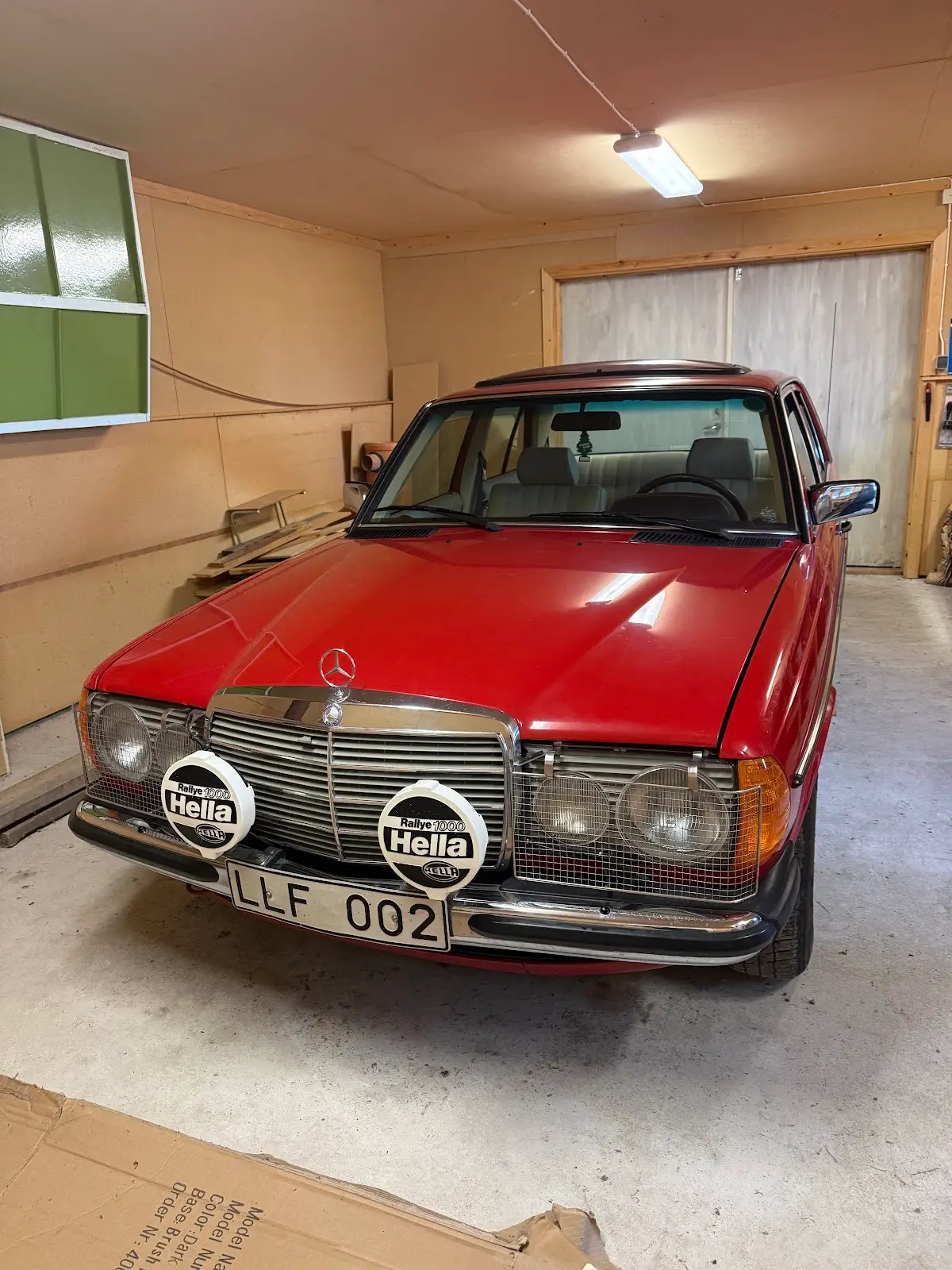 Mercedes-Benz 200