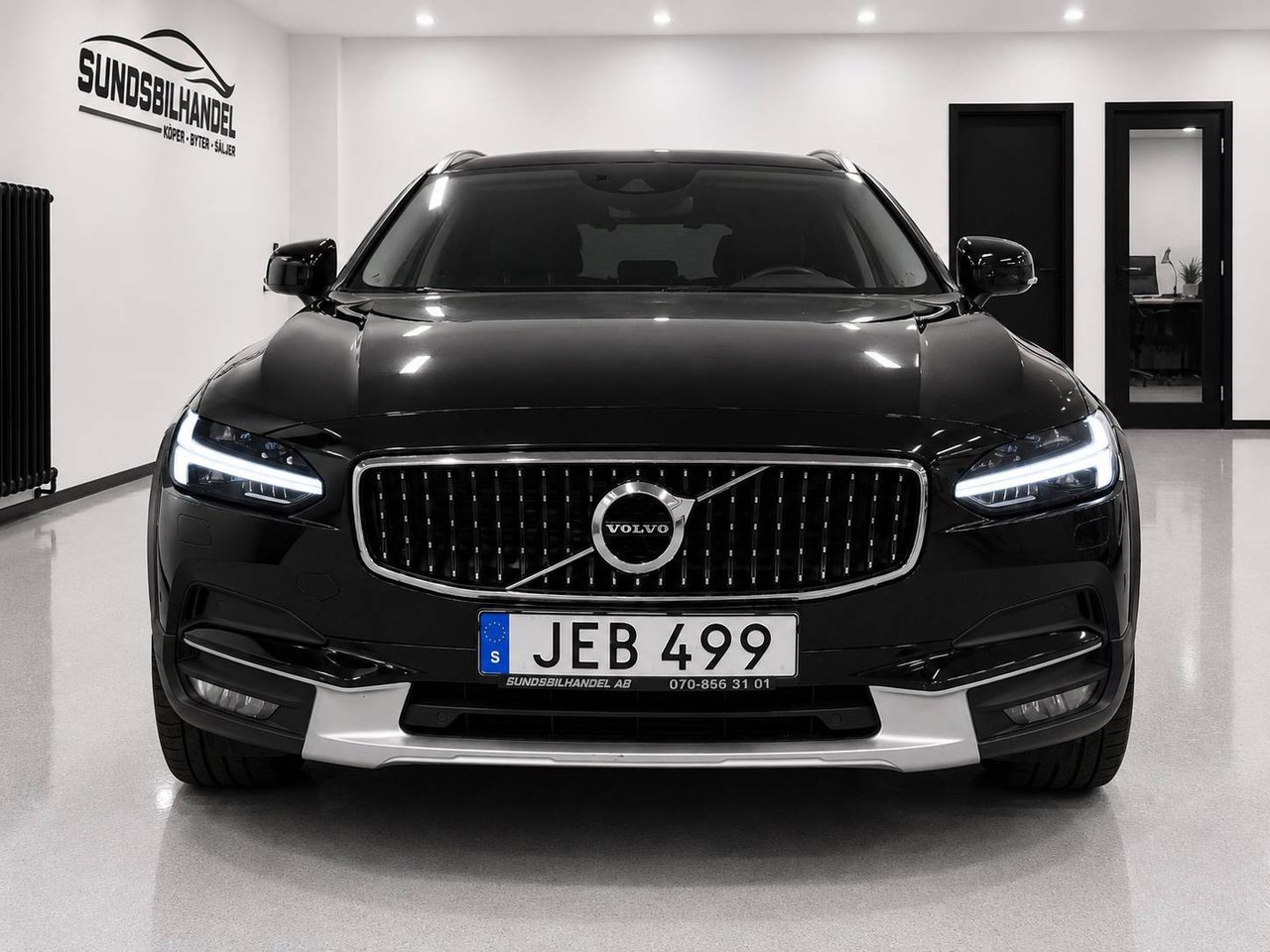 Volvo V90 Cross Country 2018, bild 2/10